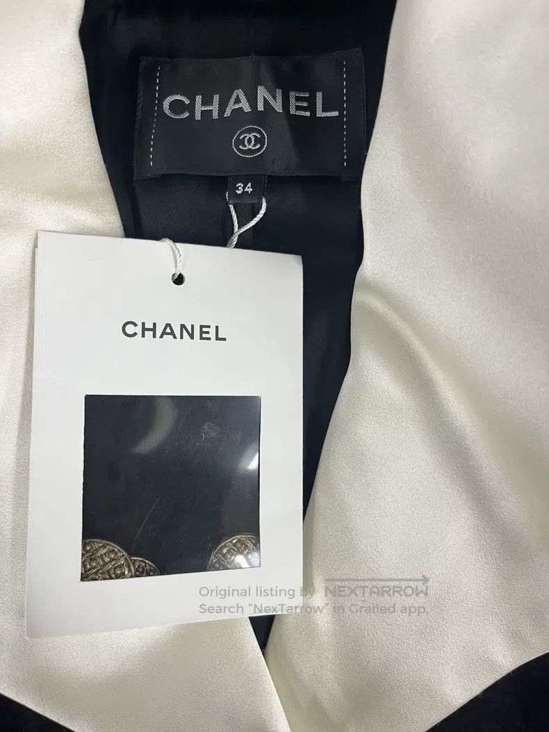 Chanel Chanel Black fur-matched silk collar jacket Size XXS / US 00 / IT 34 - 4 Thumbnail