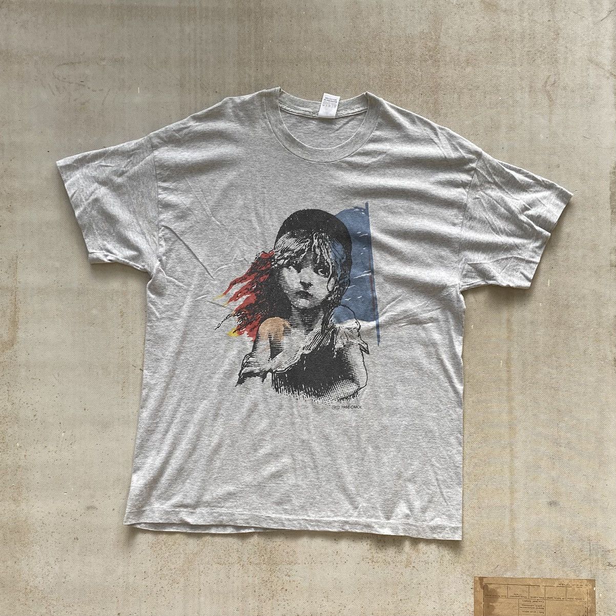 トップス 80s Vintage Les Miserable London VINTAGE 80s 1986 LES MISERABLES LEICESTER SQUARE LONDON T