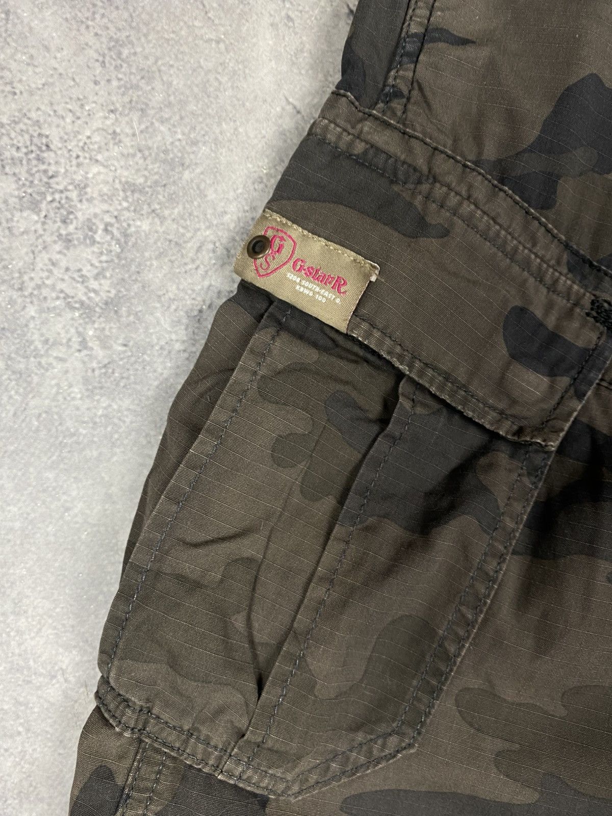 G-Star G Star Raw Danbury Field Cargo Pants Camo Army Bootcut Size 28" / US 6 / IT 42 - 6 Thumbnail