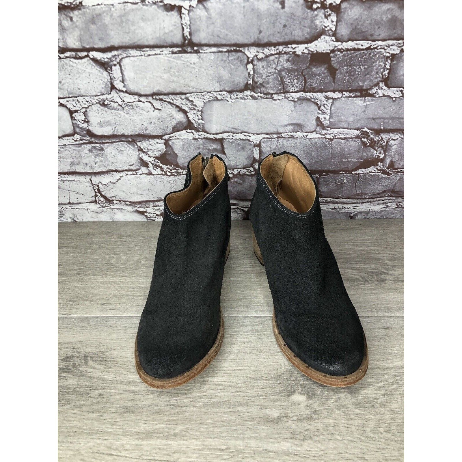 beek BEEK Falcon Black Suede Leather Back Zip Stacked Heel Bootie Size US 7 / IT 37 - 2 Thumbnail
