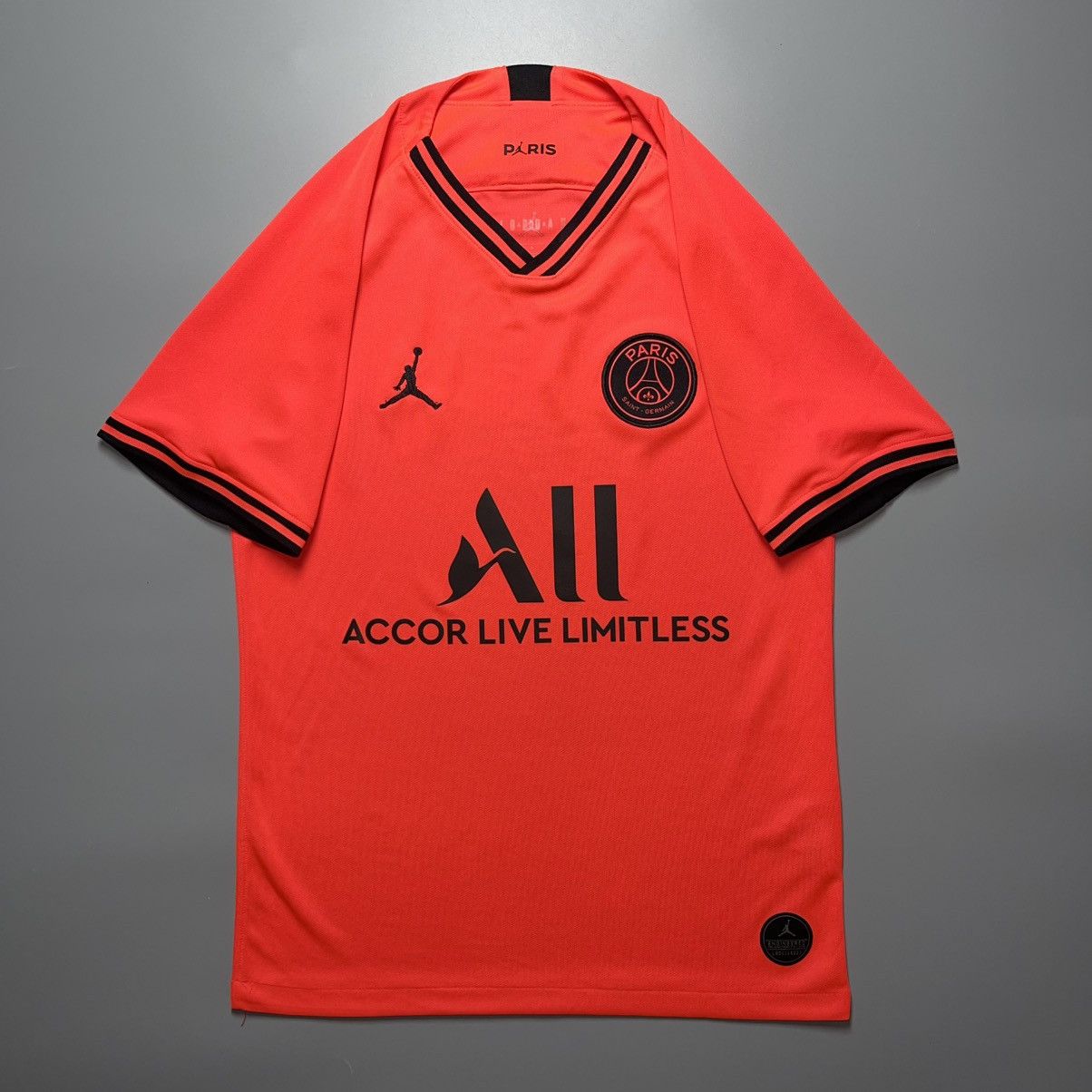 Jordan Brand PSG NIKE 2019/2020 FOOTBALL SOCCER AWAY JERSEY #7 MBAPPE Size US S / EU 44-46 / 1 - 2 Thumbnail