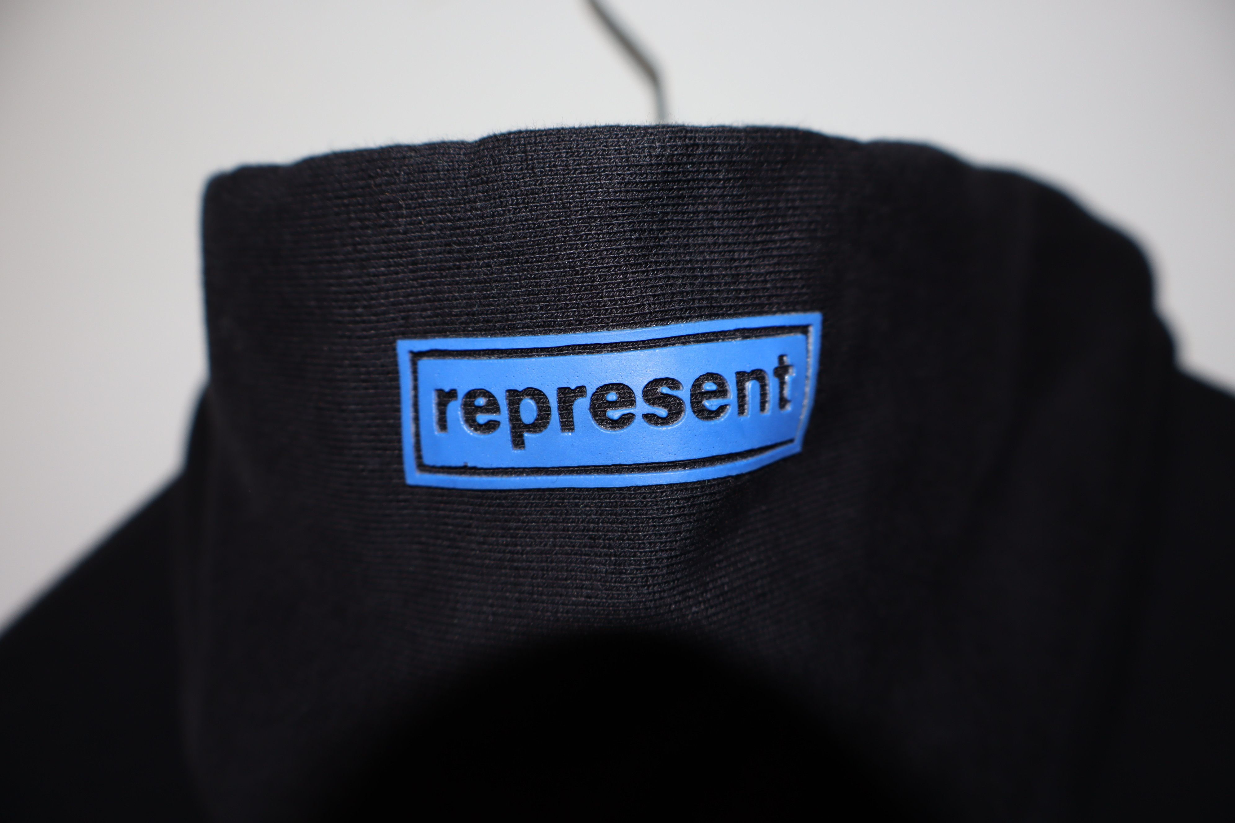 Represent Clo. Box logo silicone sweatshirt Size US L / EU 52-54 / 3 - 7 Thumbnail