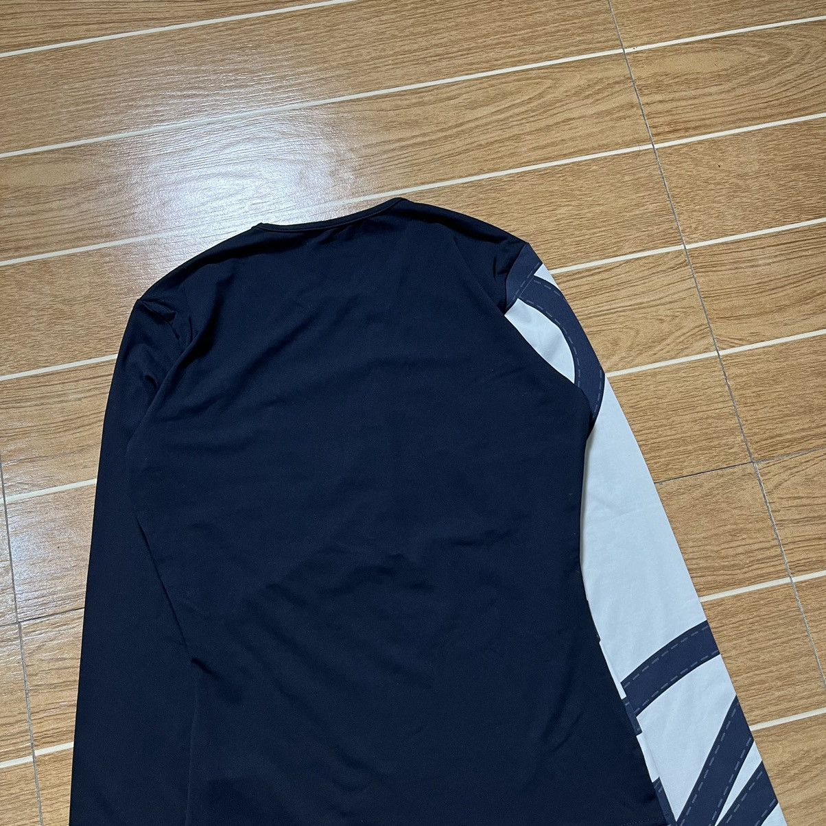 Dirk Bikkembergs Dirk Bikkembergs Long Sleeve Tops Size S / US 4 / IT 40 - 14 Thumbnail