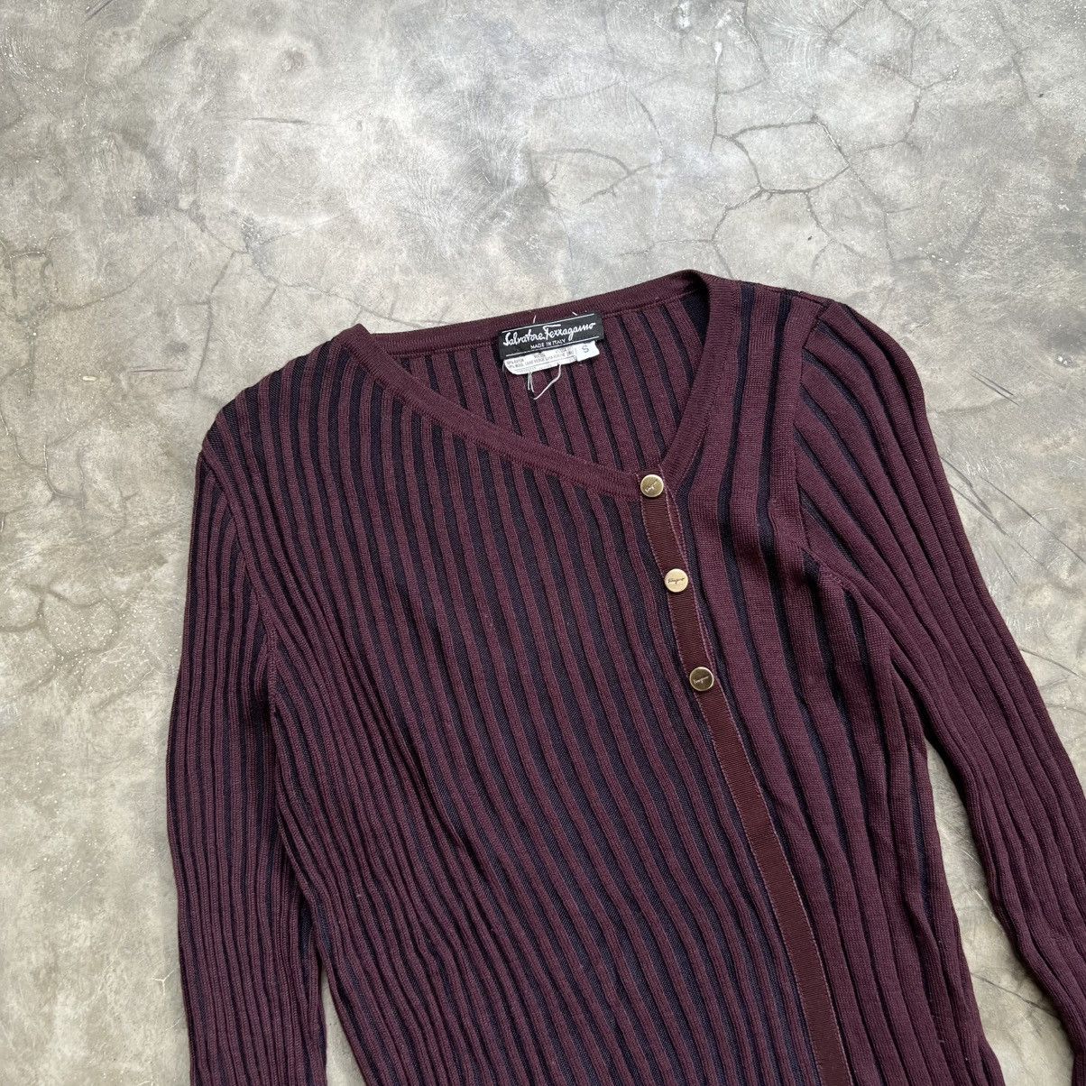 Salvatore Ferragamo Vintage 90s Salvatore Ferragamo Ribbed Knit Cardigan Size S / US 4 / IT 40 - 2 Thumbnail