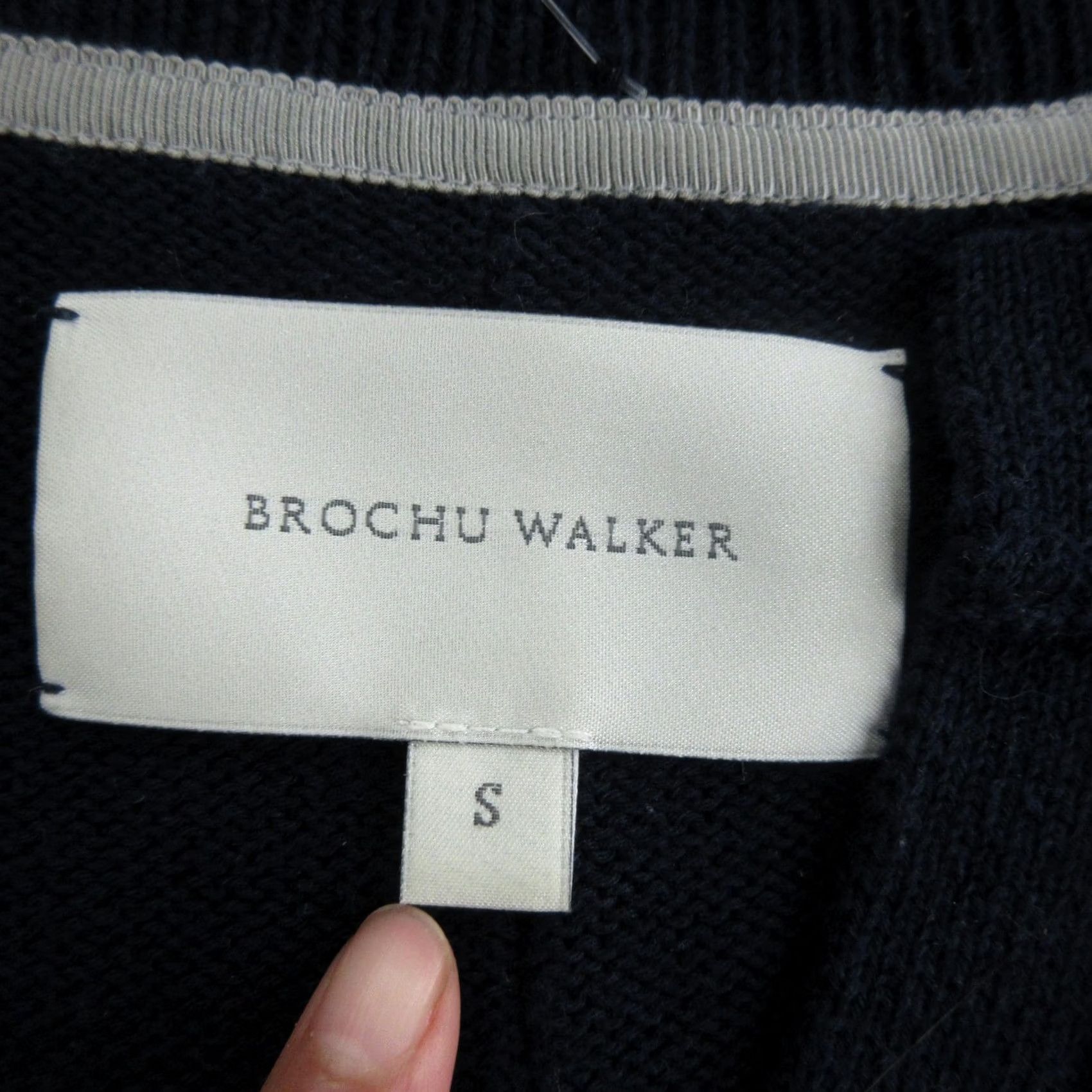 Brochu Walker VINTAGE Brochu Walker Sweater Shirt Hem Pullover Knit Navy Womens Small V-Neck Pullover Knit with Layered Shirt Tail Hem (Sweater) Size S / US 4 / IT 40 - 3 Thumbnail
