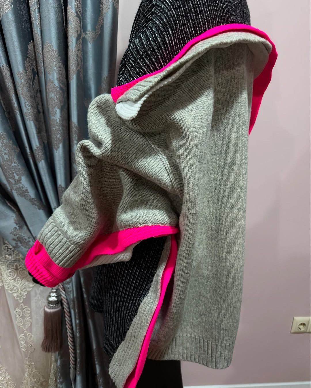 Balenciaga Balenciaga oversized deconstructed Hoodie Sweater Size XS / US 0-2 / IT 36-38 - 4 Thumbnail