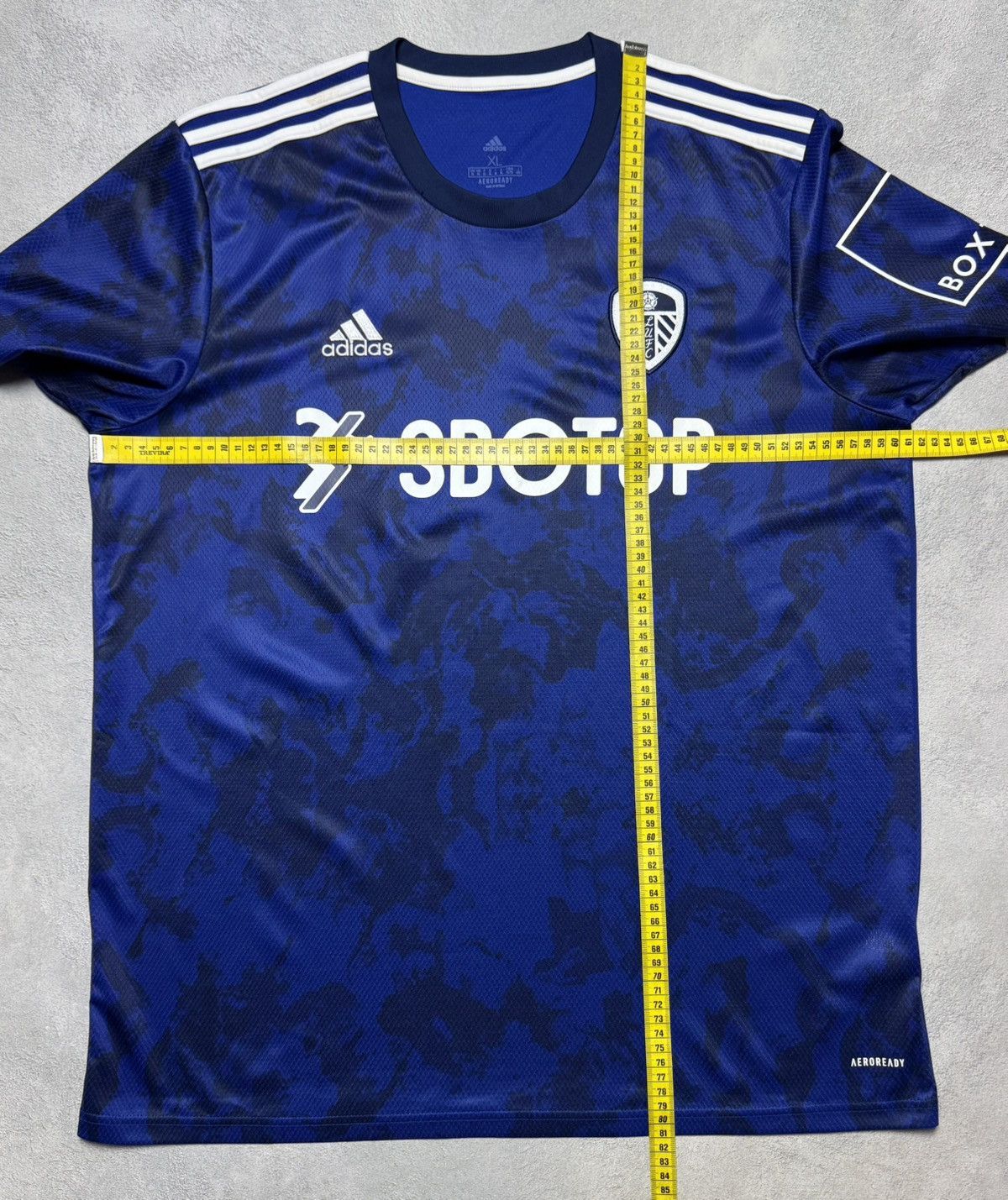 Adidas Leeds United 2021 2022 Away Shirt Soccer Jersey Adidas Size US XL / EU 56 / 4 - 16 Thumbnail