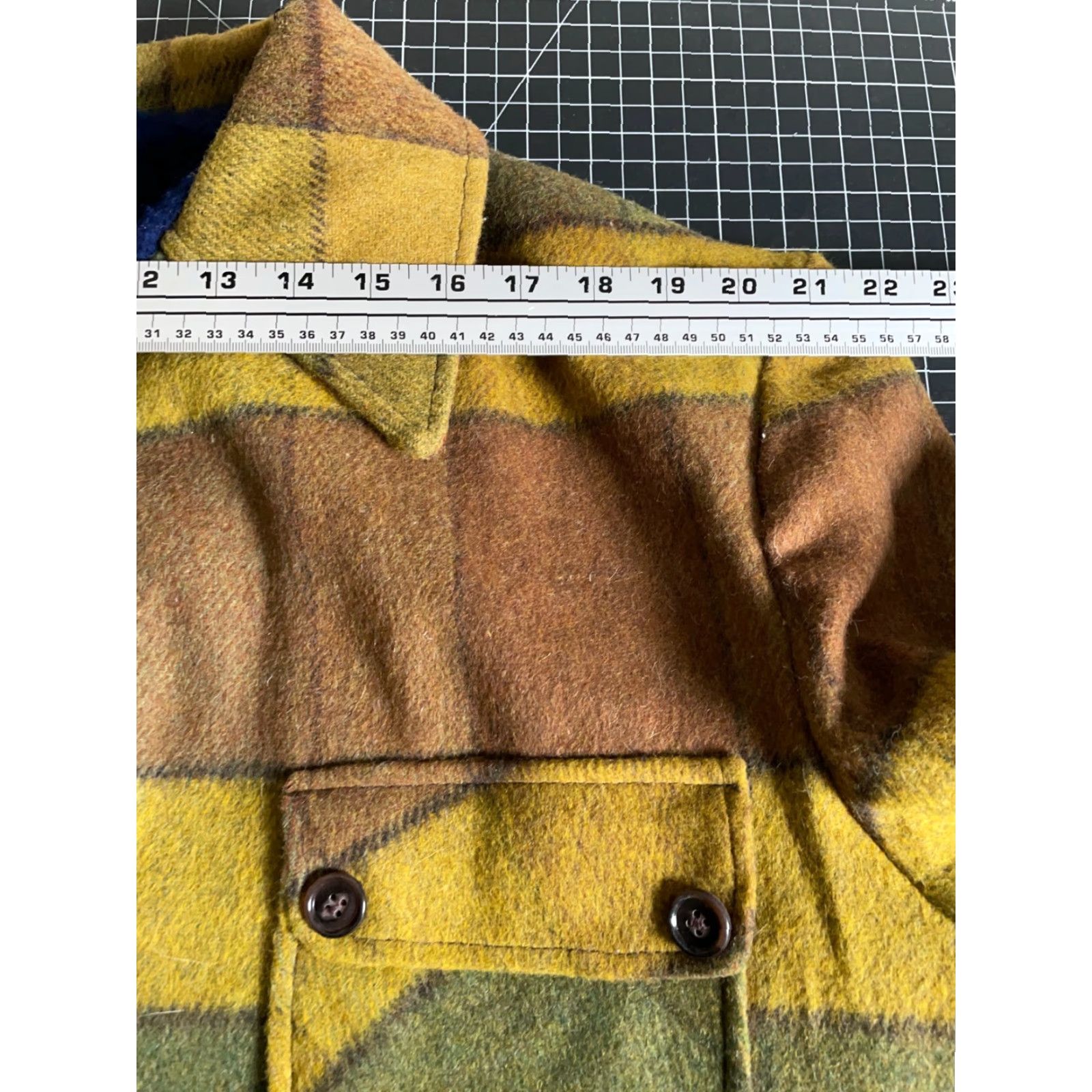 Etro VINTAGE 60s Wool Zip Up Jacket Men’s L Yellow Plaid Shaggy Lining Retro Military Jacket Style Size US L / EU 52-54 / 3 - 7 Thumbnail