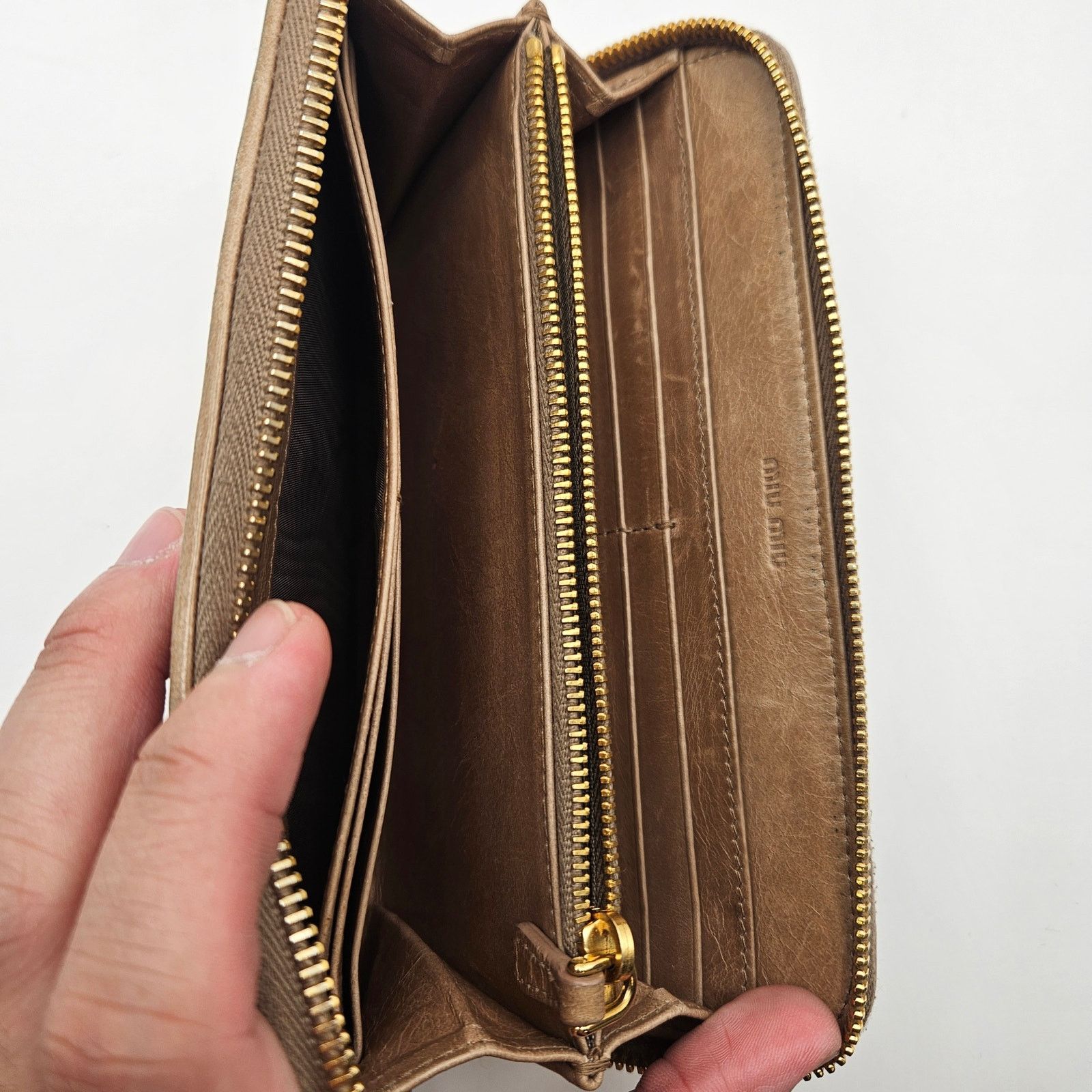Other MIUMIU VINTAGE MATELASSE LEATHER BEIGE CONTINENTAL WALLET Size ONE SIZE - 5 Thumbnail
