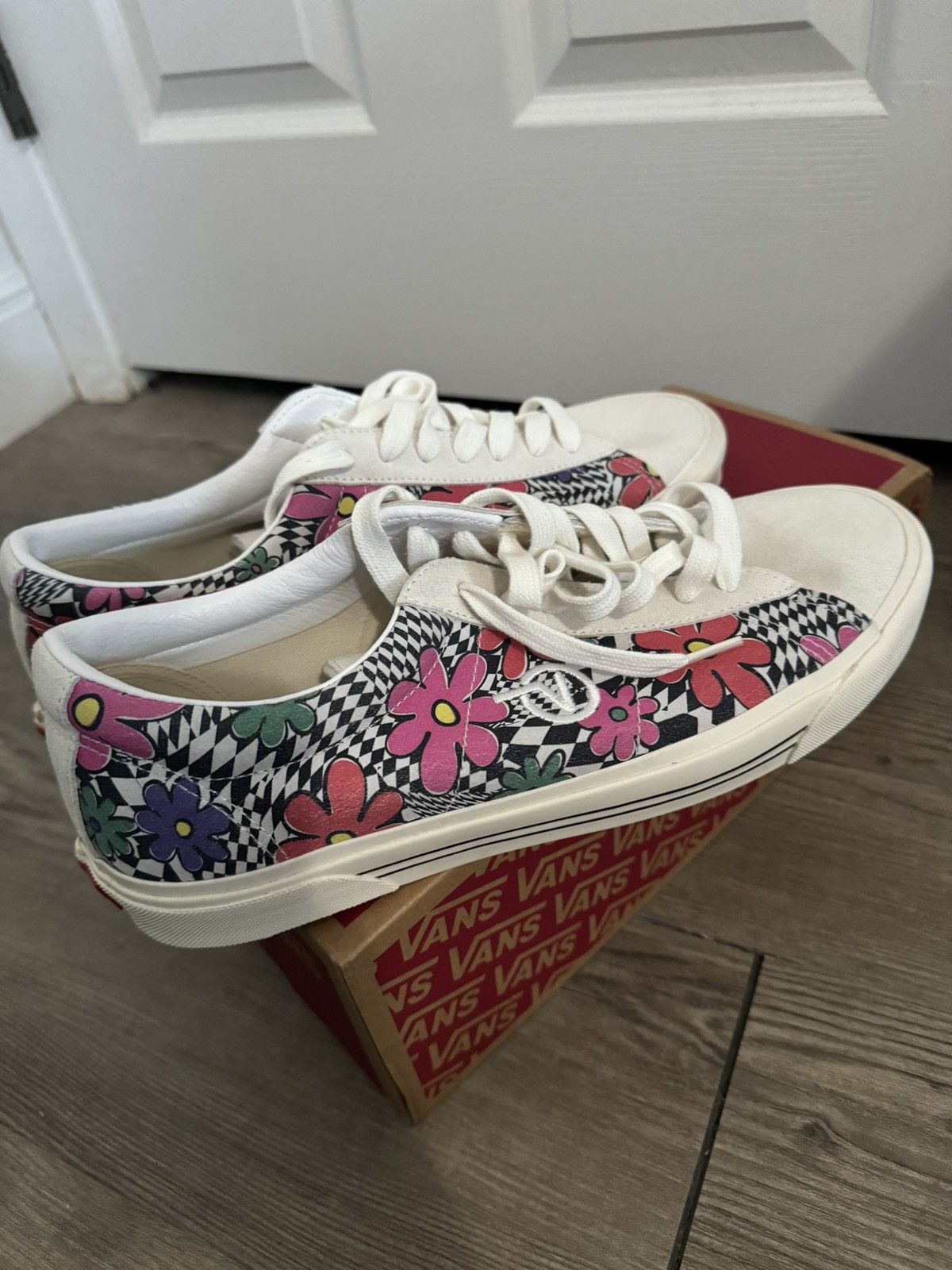 Vans Vans size 11 Size US 11 / EU 44 - 1 Thumbnail