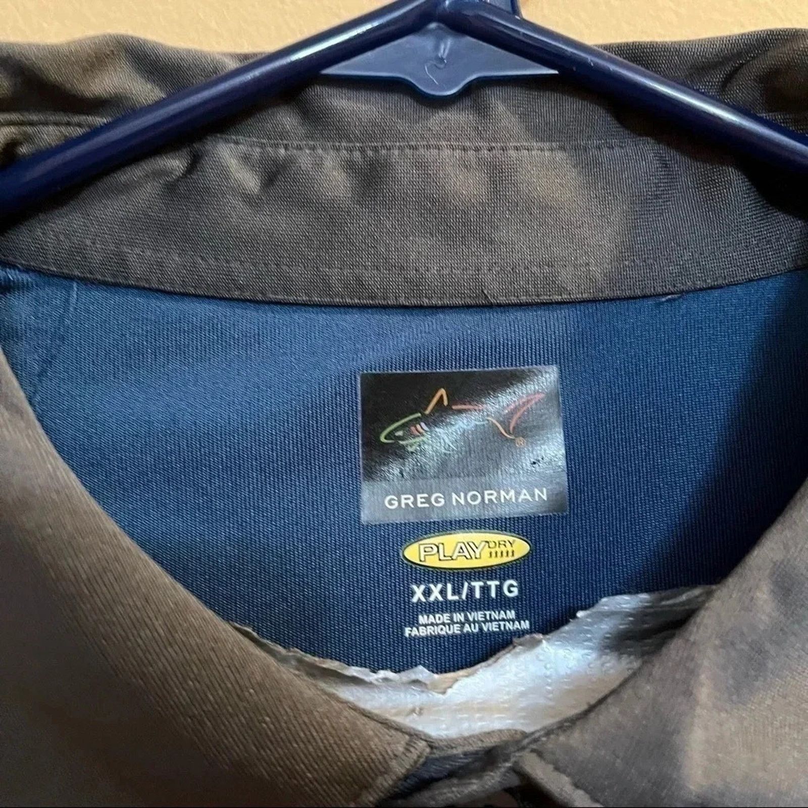 Greg Norman Greg Norman Golf Polo Men's 2XL Play Dry Grey Blue Striped Size US XXL / EU 58 / 5 - 4 Thumbnail