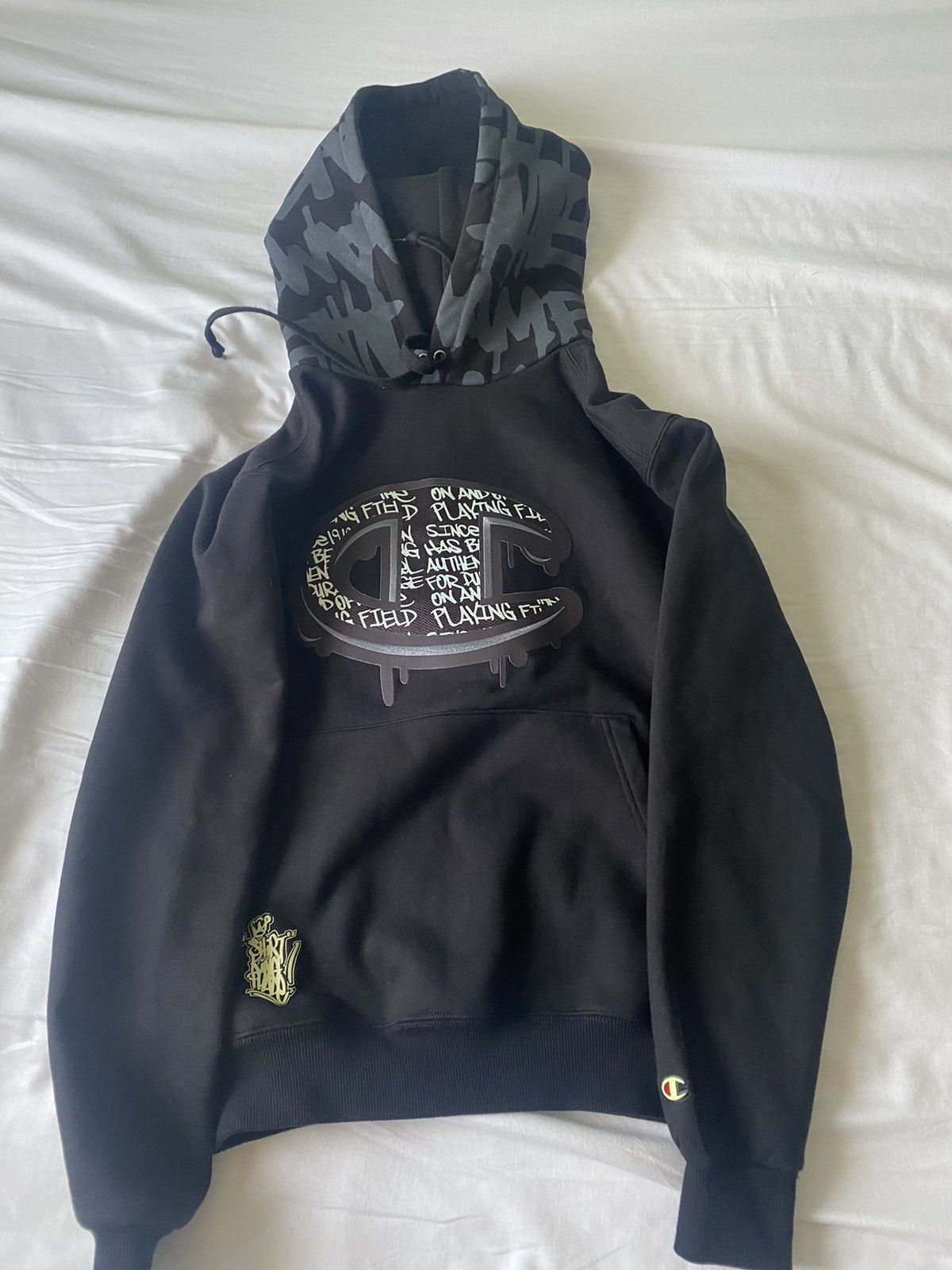 Champion Champion hoodie graffiti king Size US S / EU 44-46 / 1 - 1 Thumbnail