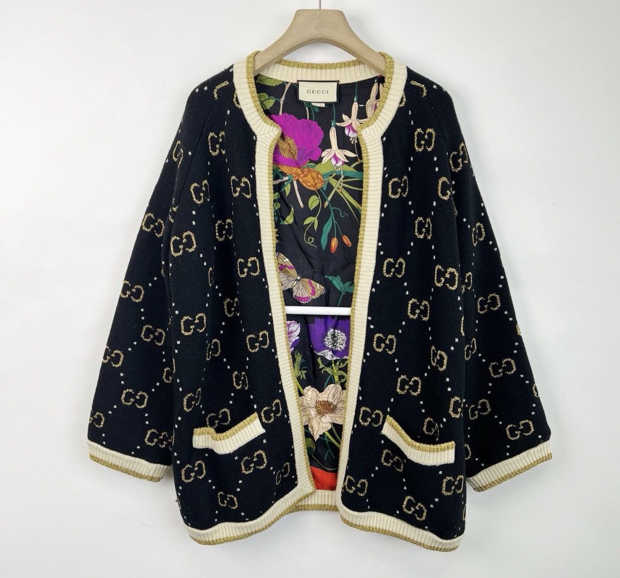 Gucci Gucci Double G Gold Thread All-Over Print Knit Cardigan K12 Size M / US 6-8 / IT 42-44 - 1 Thumbnail