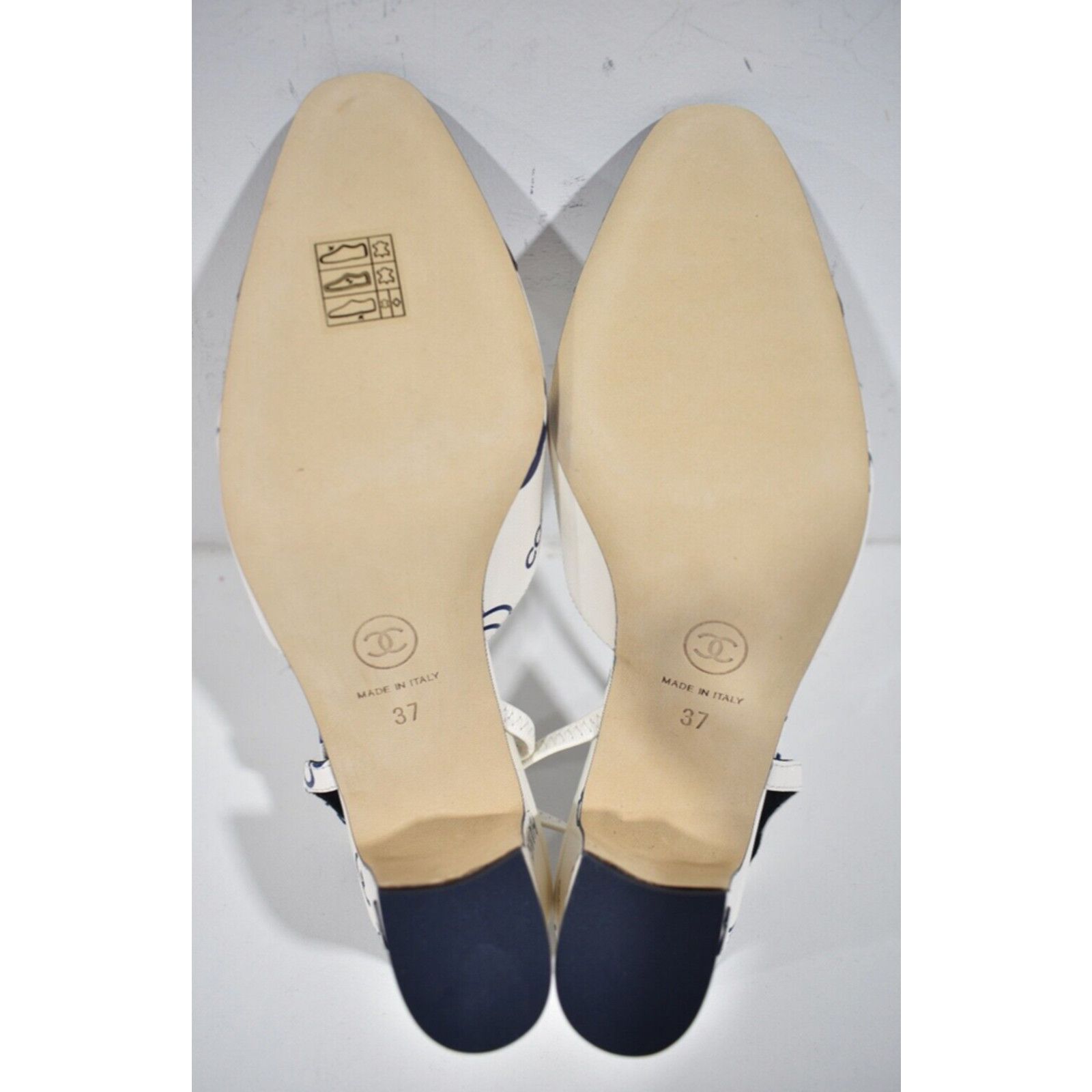 Chanel Chanel Sling White Blue CC Logo Slingback Sandal Heel 37 Size US 7 / IT 37 - 10 Thumbnail