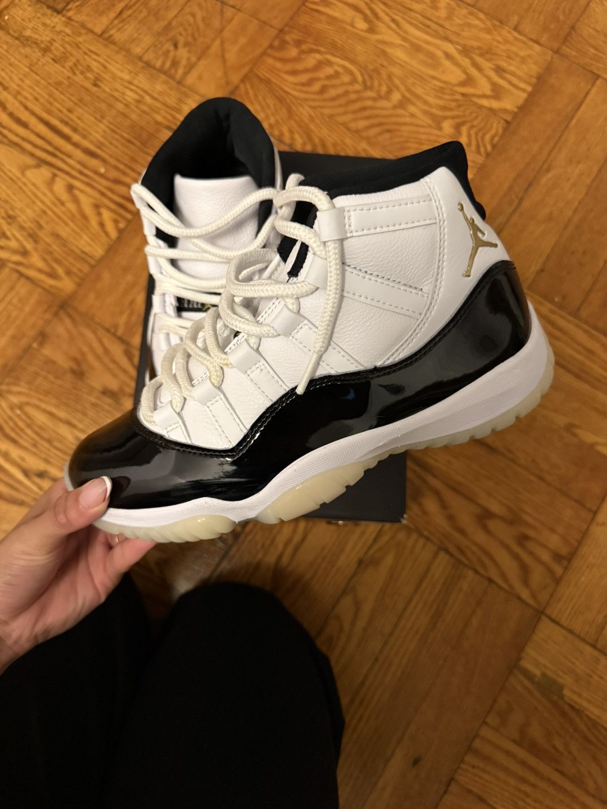 Jordan Brand Air Jordan Gratitude Retro 11s Size US 8 / IT 38 - 3 Thumbnail