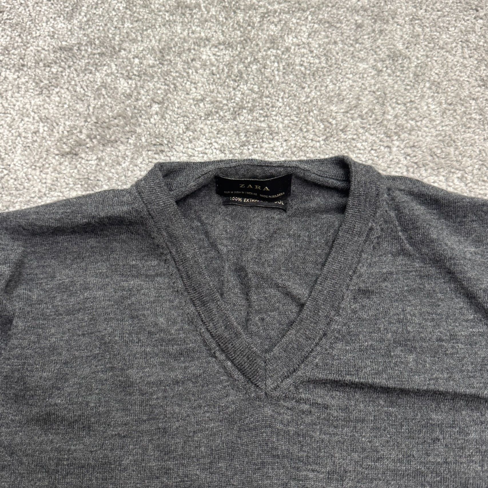 Zara VINTAGE? No — Zara Mens Wool V-Neck Pullover Sweater M Gray Knit Classic Regular Fit Casual Office Size US M / EU 48-50 / 2 - 3 Thumbnail