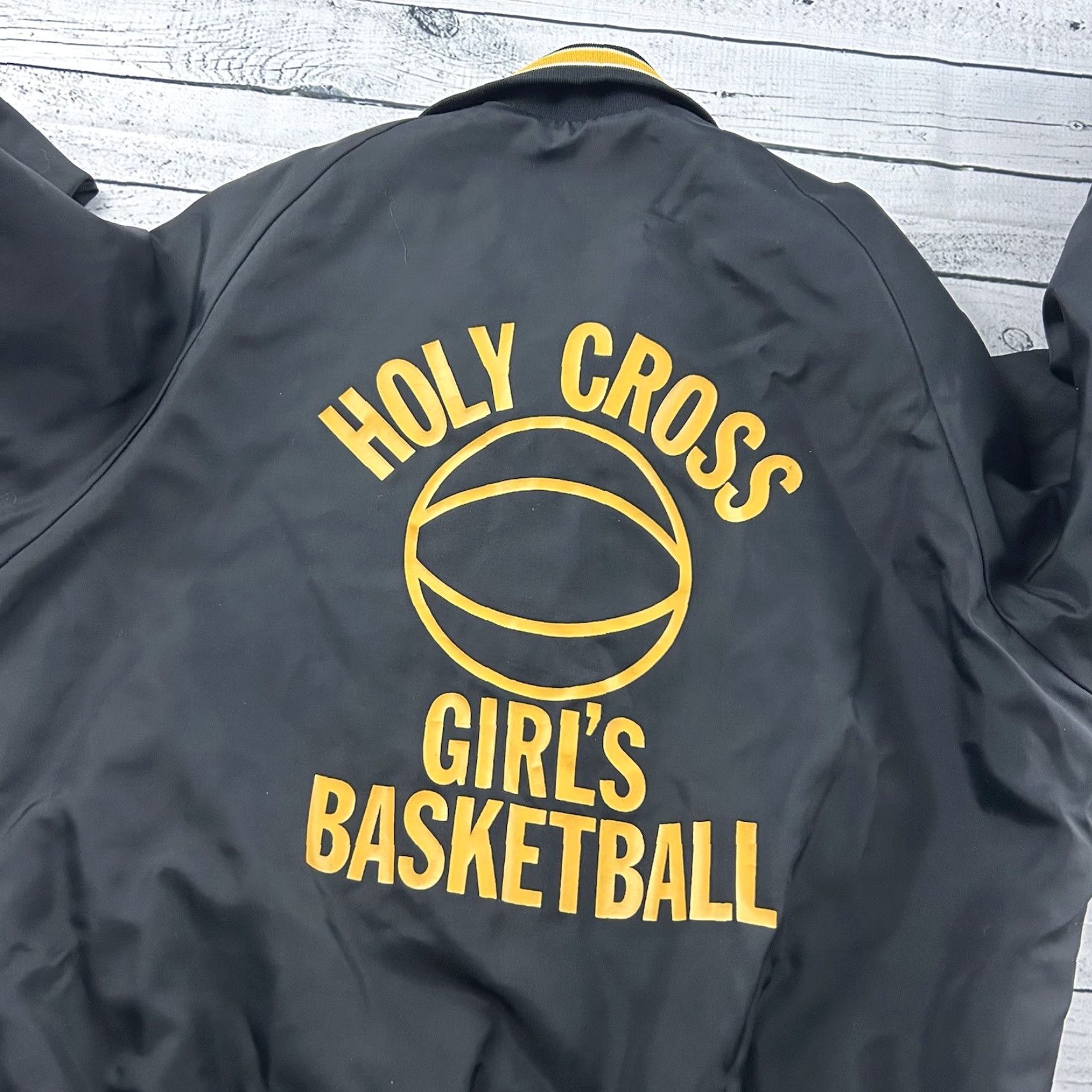 Vintage VINTAGE Don Alleson Holy Cross Snap Button Jacket Men’s Medium Black Yellow Shirt Varsity Jacket Buttons Mens Size US M / EU 48-50 / 2 - 7 Thumbnail