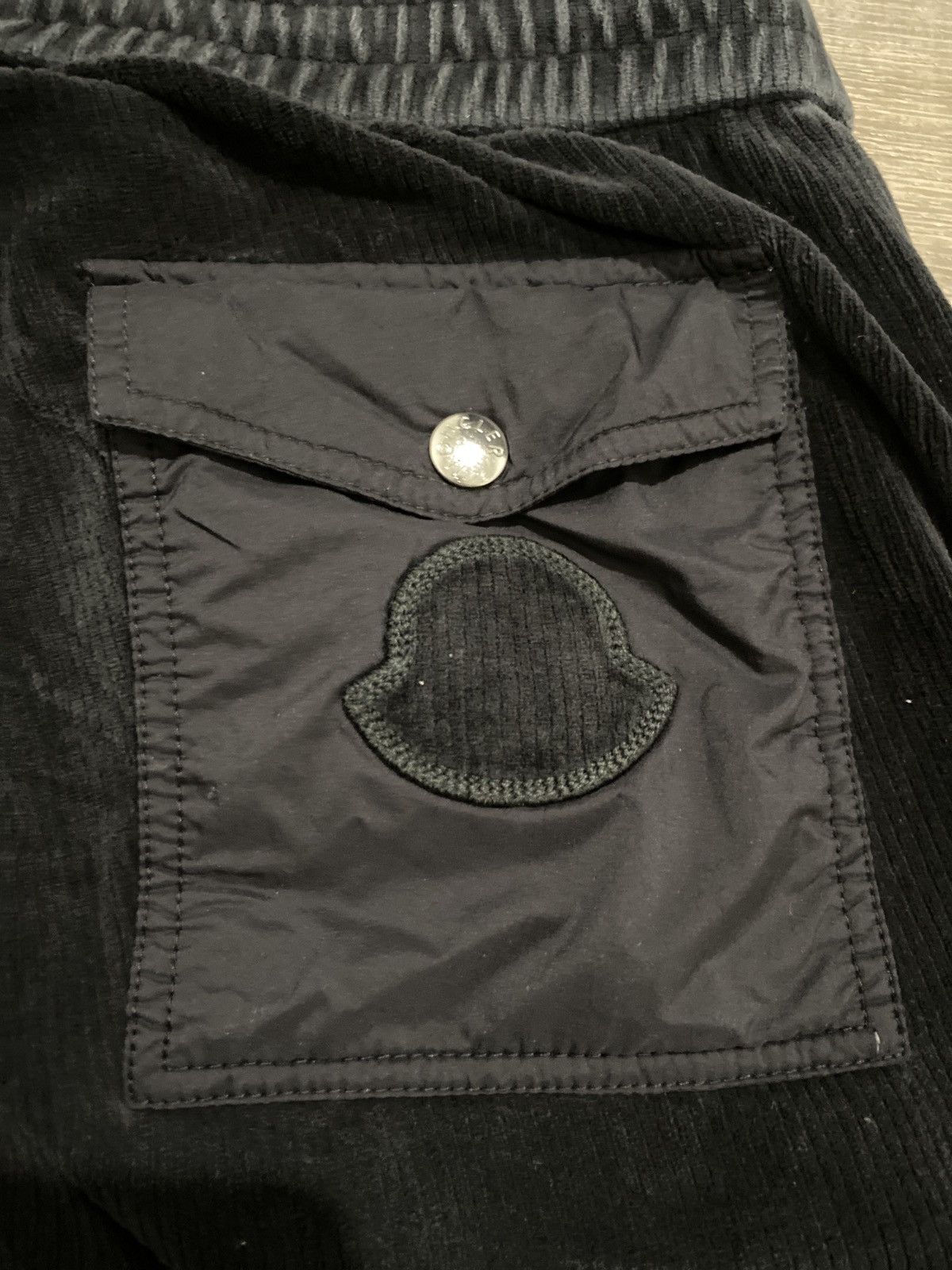 Moncler Moncler Corduroy jogger pants Size US 32 / EU 48 - 1 Thumbnail