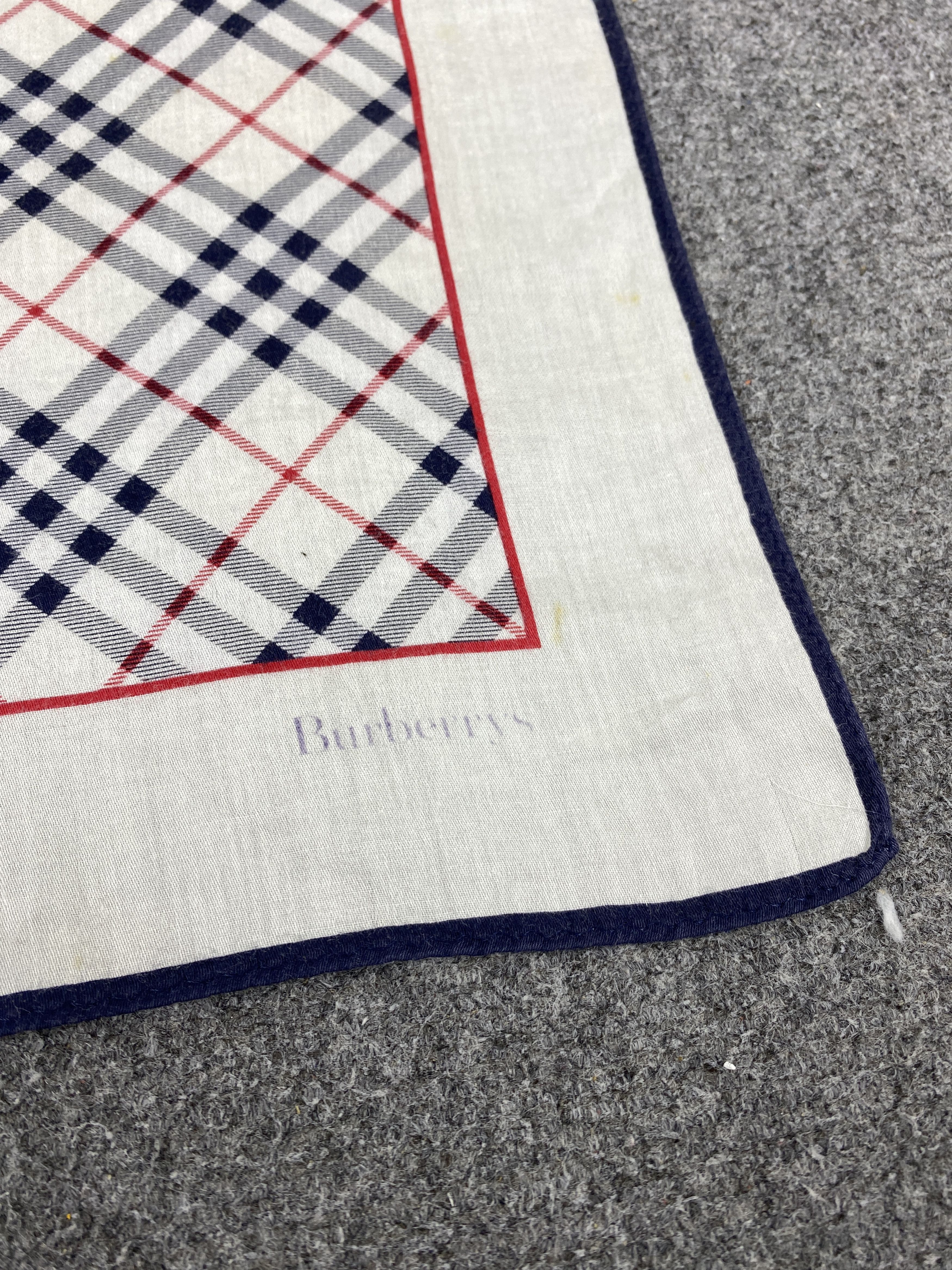Burberry Vintage Burberry Handkerchief / Neckerchief KT0277 Size ONE SIZE - 5 Thumbnail