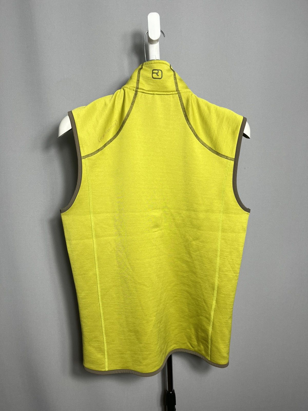 ORTOVOX × Sports Specialties Ortovox Men’s Merino Inside Fleece Grid Yellow Vest Jacket Size US S / EU 44-46 / 1 - 7 Thumbnail