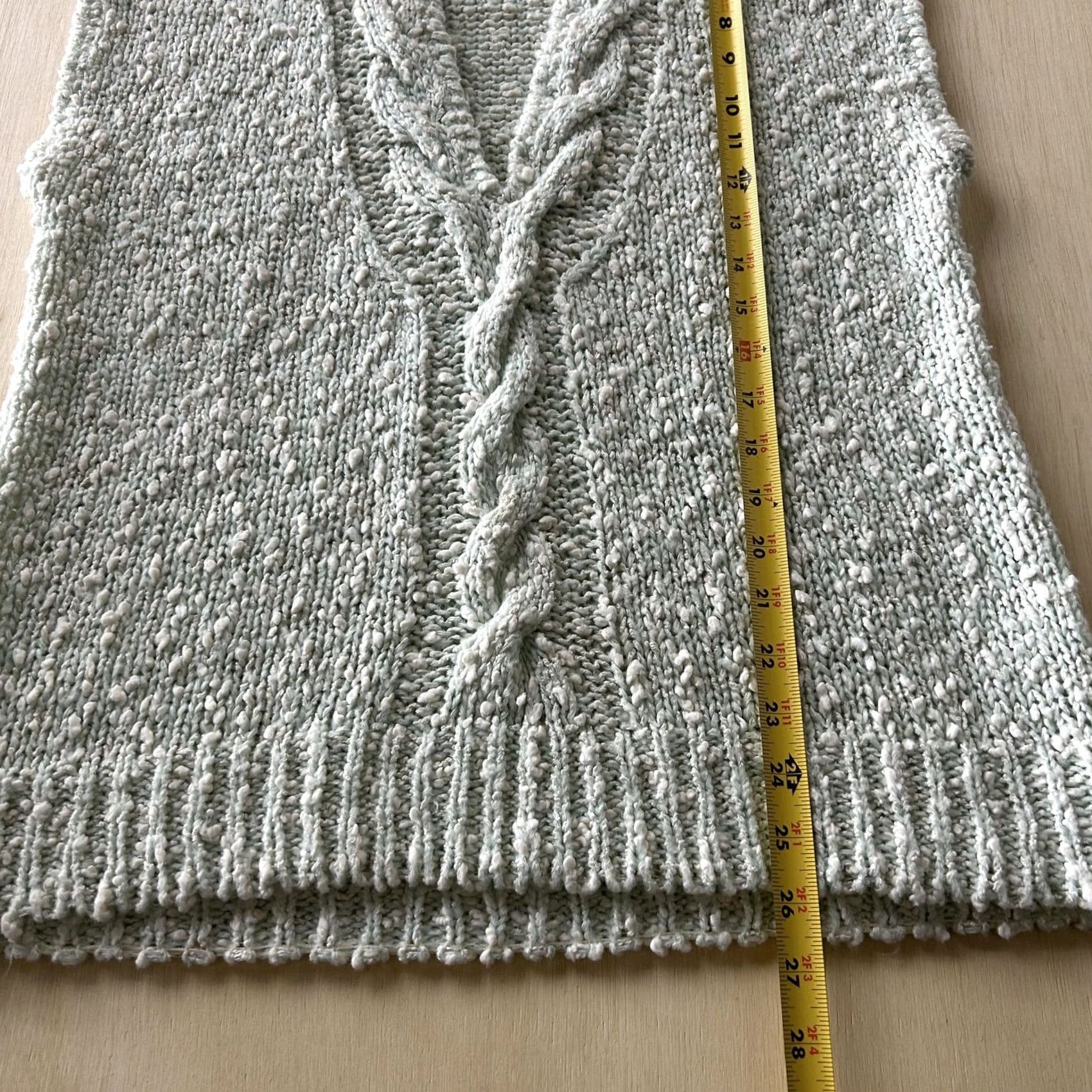 Vintage VINTAGE Hand Knit Sweater Vest Womens Large Green V Neck Cable Knit Boucle Textured Size L / US 10 / IT 46 - 5 Thumbnail
