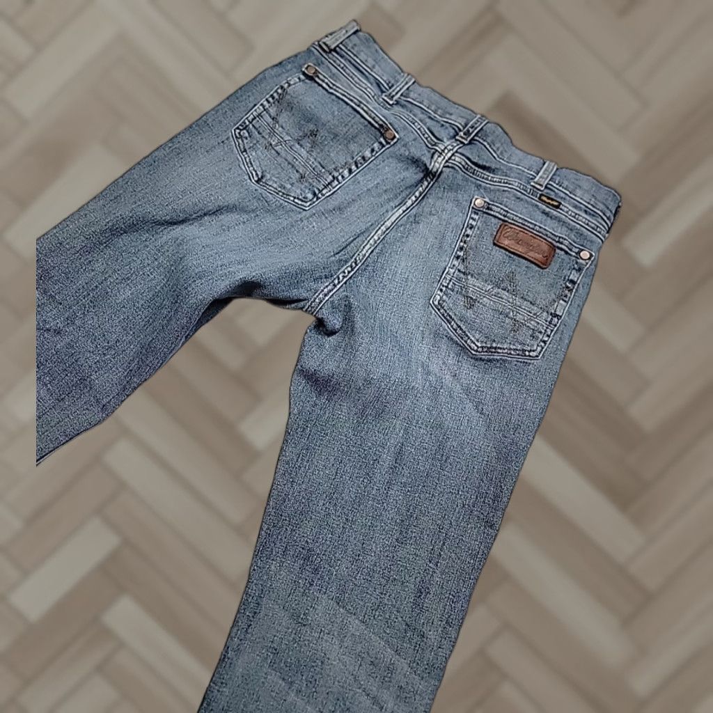 VINTAGE Wrangler Retro Regular Straight Leg Blue Denim Western Cowboy Jeans Men's 33x30