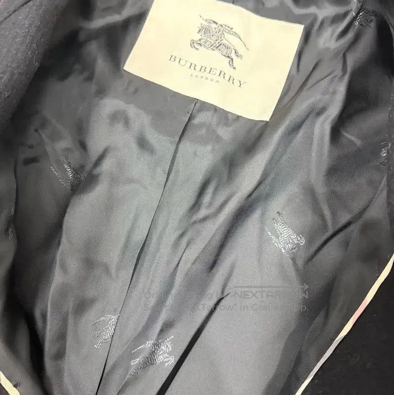 Burberry Burberry Black Polyester Women's Coat. Size M / US 6-8 / IT 42-44 - 3 Thumbnail