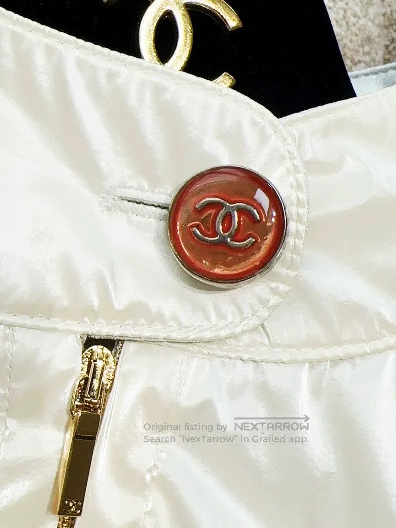 Chanel Chanel 23C Early Spring Vacation Series Beige Metallic Lon Size XS / US 0-2 / IT 36-38 - 3 Thumbnail