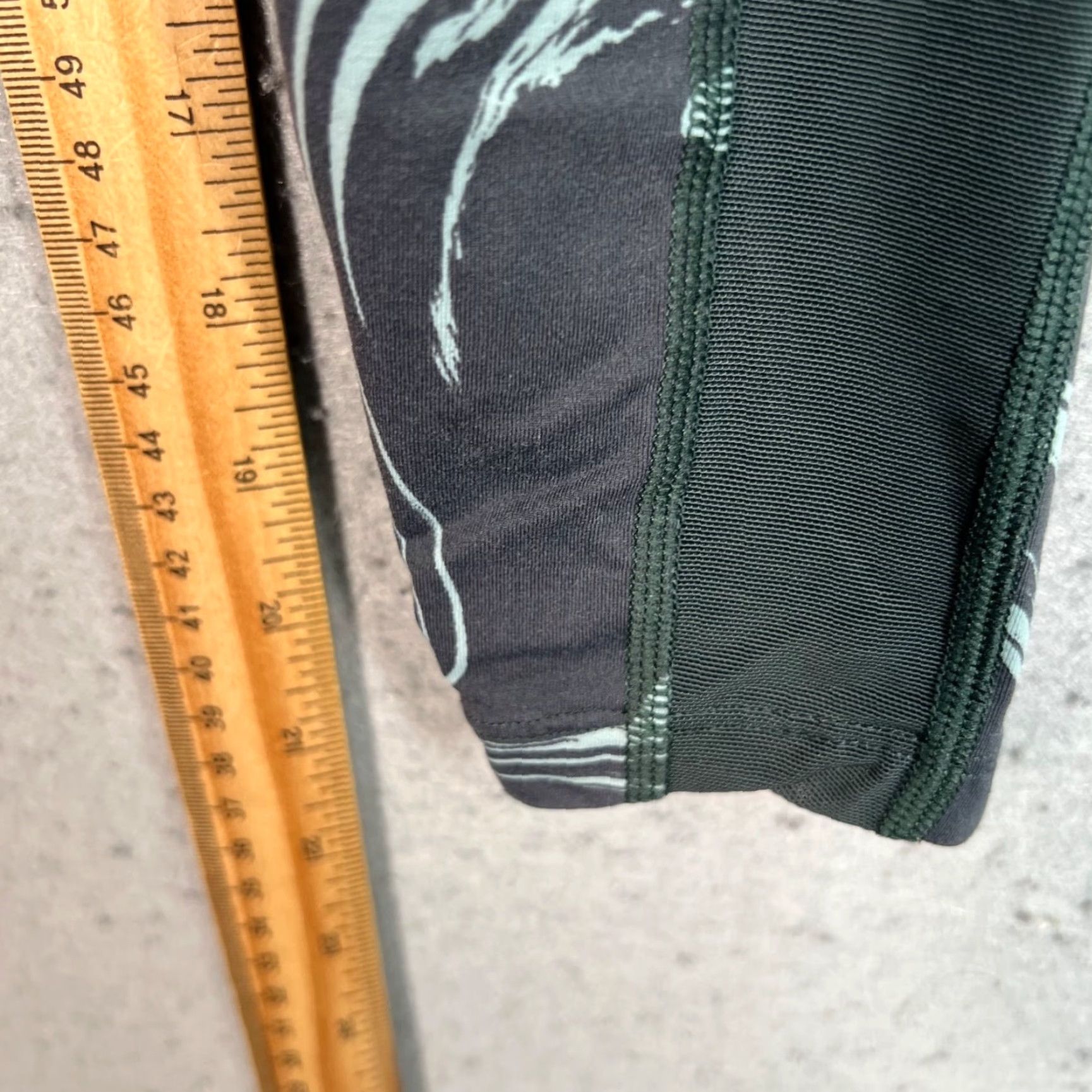 Nike Nike Dri-FIT Womens Leggings XS High-Waisted Printed Athletic Running Gym Skinny Inseam 22 in Gray Size 26" / US 2 / IT 38 - 7 Thumbnail