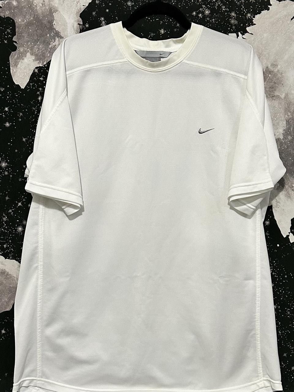 Nike Nike Embroidered Swoosh Logo Shirt Size US XL / EU 56 / 4 - 1 Thumbnail