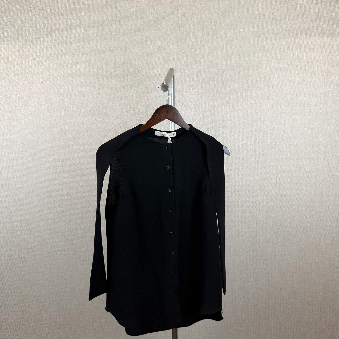 Dior Christian Dior Silk Sleeveless Blouse Size 38 Size S / US 4 / IT 40 - 1 Thumbnail