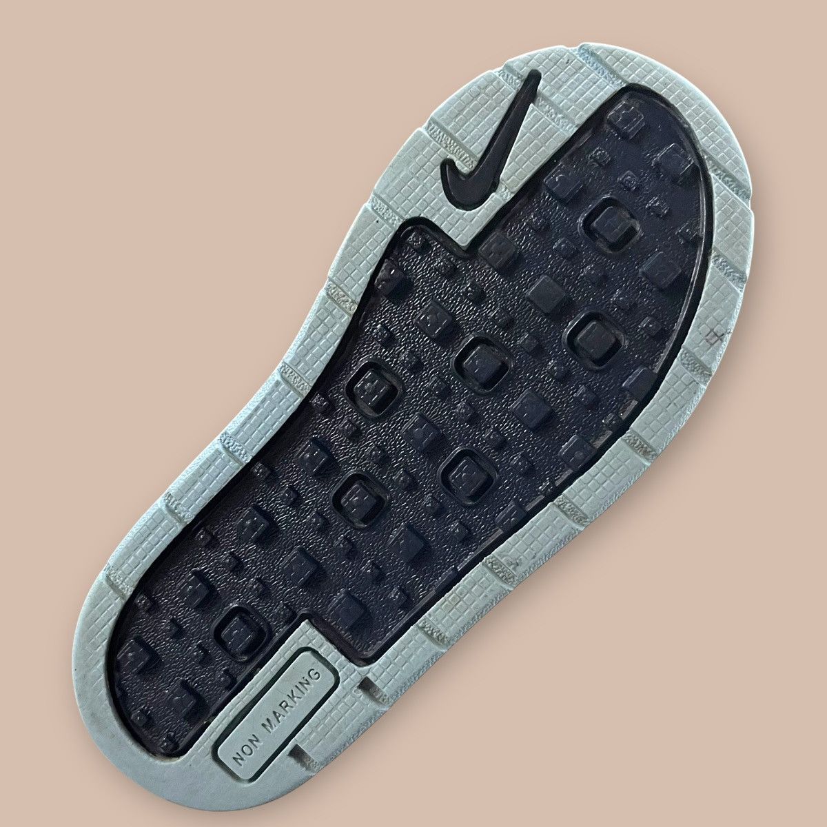 Nike ACG Nike Woodside 2 High TD "Dark Obsidian" Size US 5 / EU 37 - 18 Thumbnail