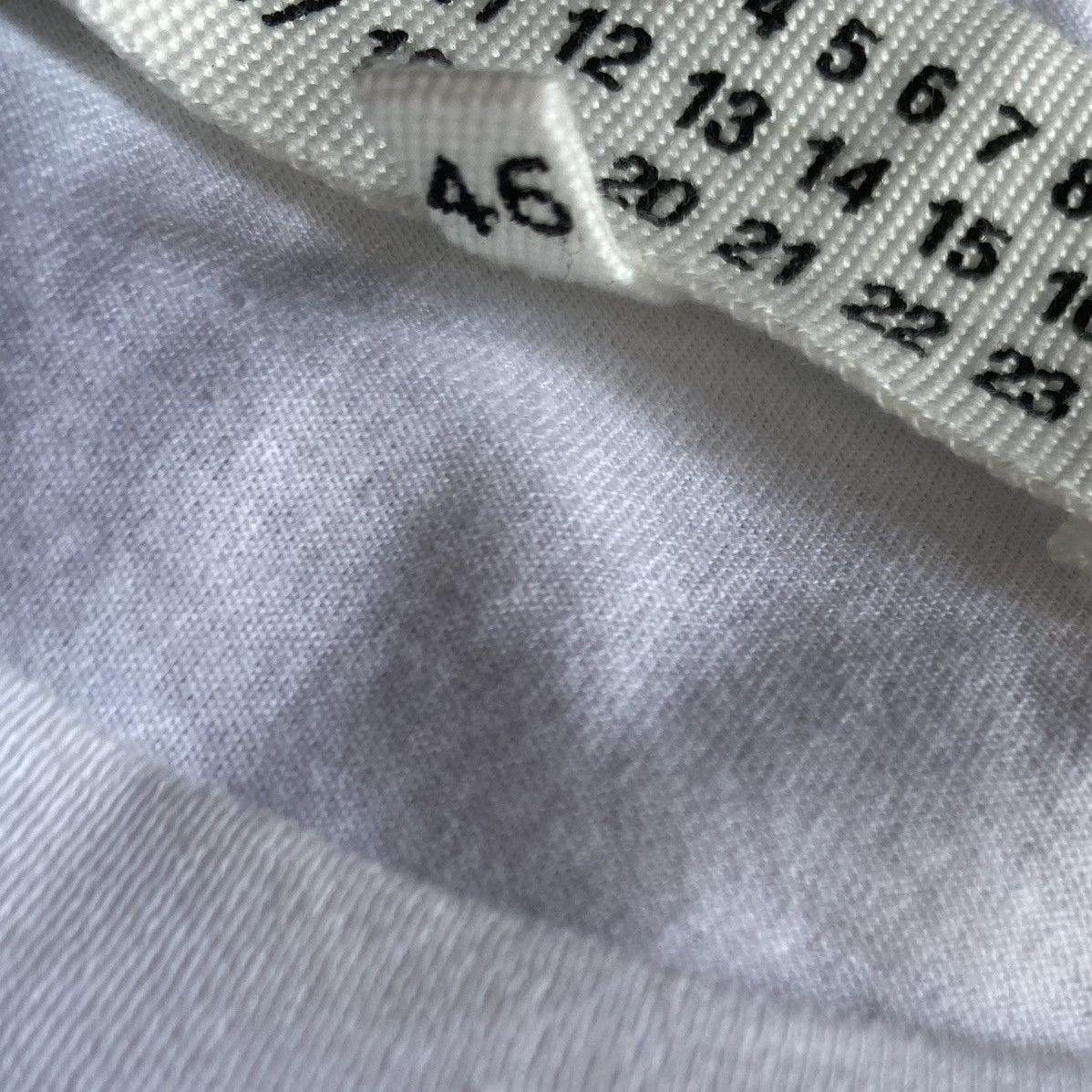 Maison Margiela Fall17 M10 M14 Crack Print T Shirt Size US S / EU 44-46 / 1 - 7 Thumbnail