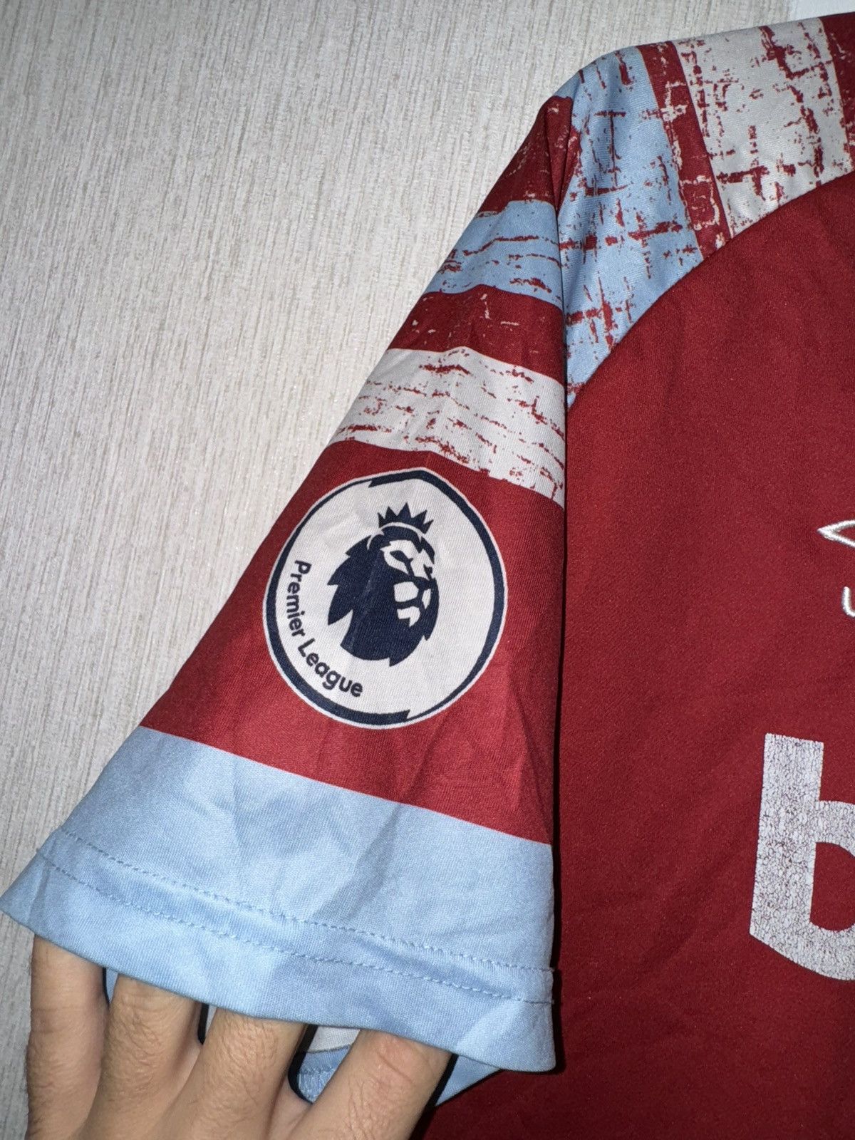 Vintage Vintage West Ham United 2022/23 Umbro Fan Jersey Blokcore XL Size US XL / EU 56 / 4 - 12 Thumbnail