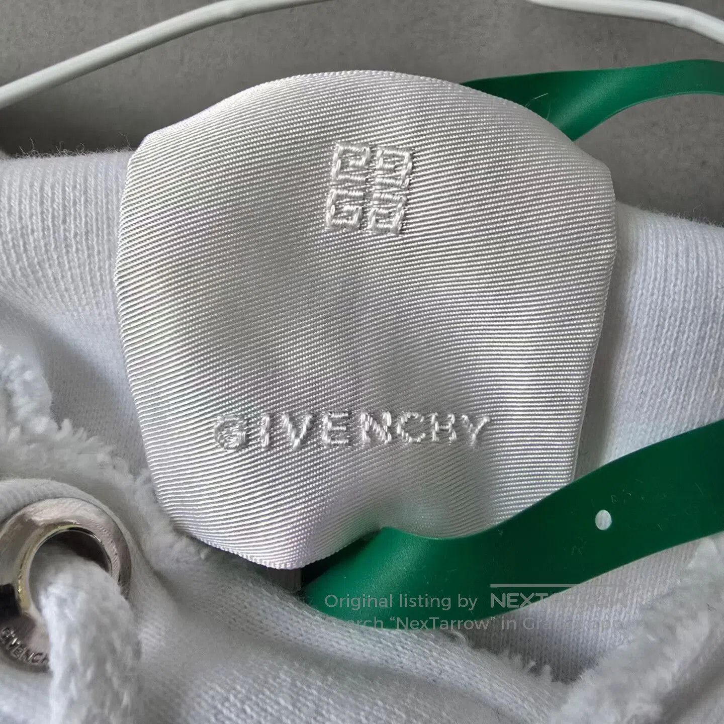 Givenchy givenchy gradient logo hoodie. Size S / US 4 / IT 40 - 6 Thumbnail