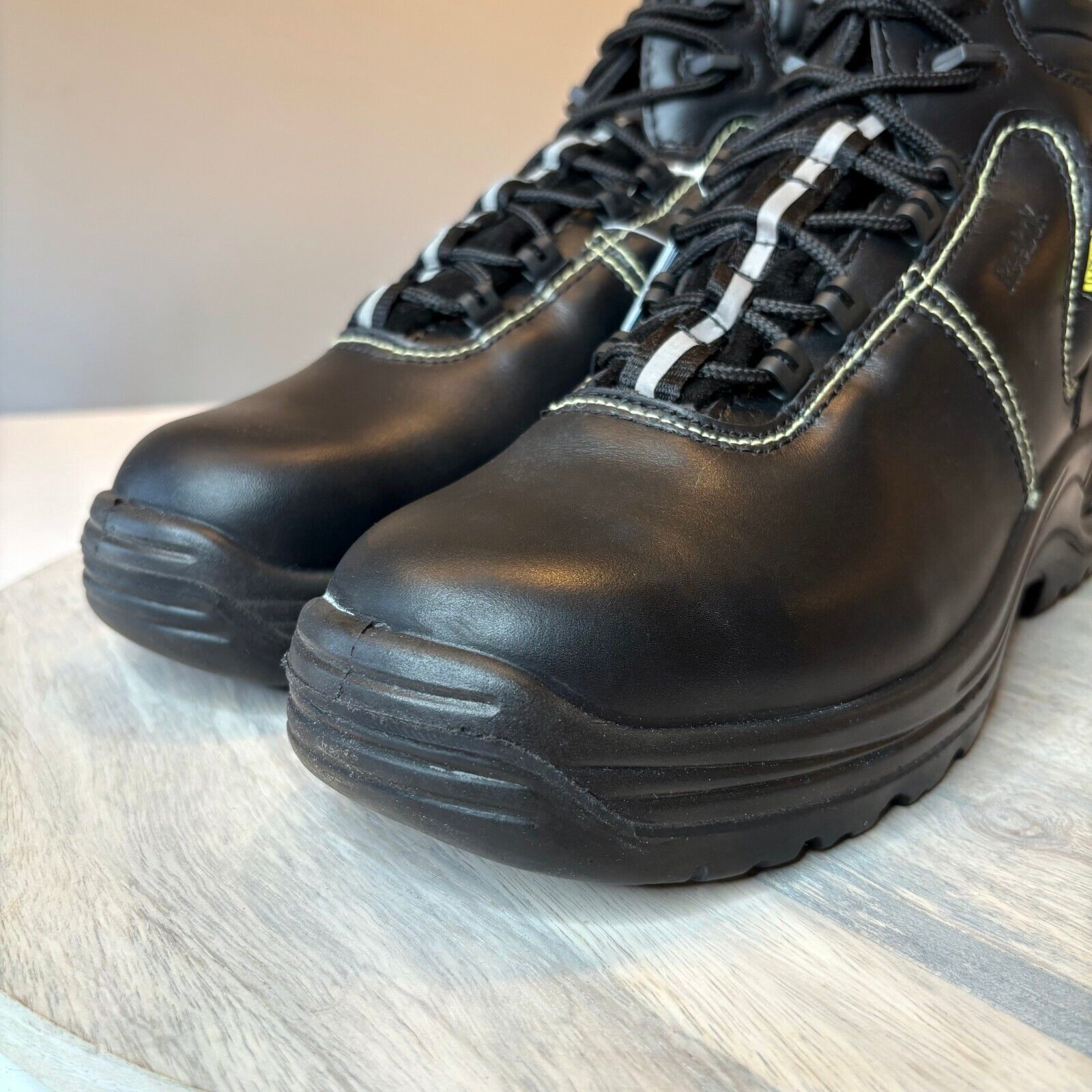 Reebok New Reebok Black Leather Work Boots Men's 8.5 Wmn's 10.5 Size US 8.5 / EU 41-42 - 8 Thumbnail