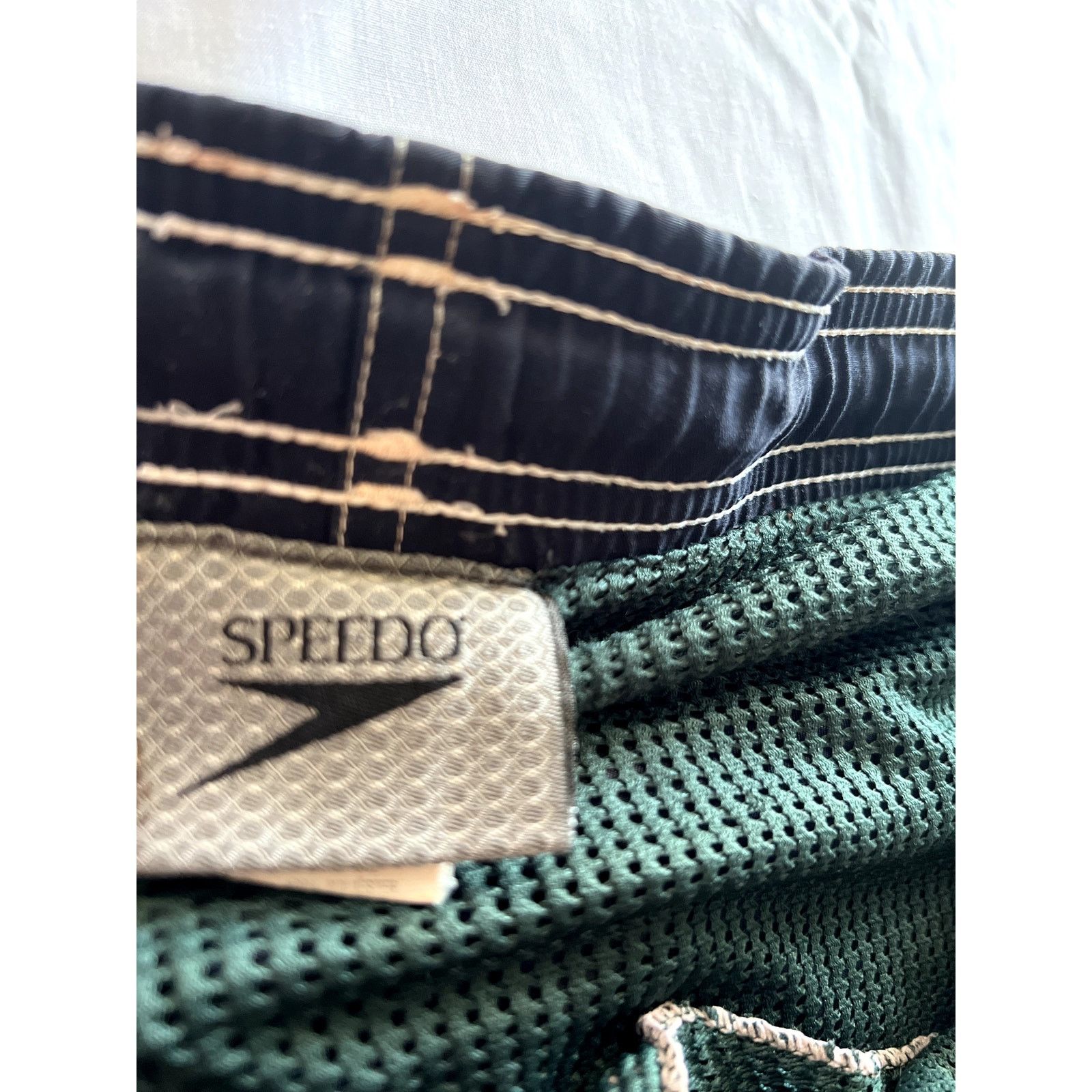 Speedo Speedo Men's Swim Trunks, M, 9" Inseam, 40" Waist, Vintage Size US 40 / EU 56 - 7 Thumbnail