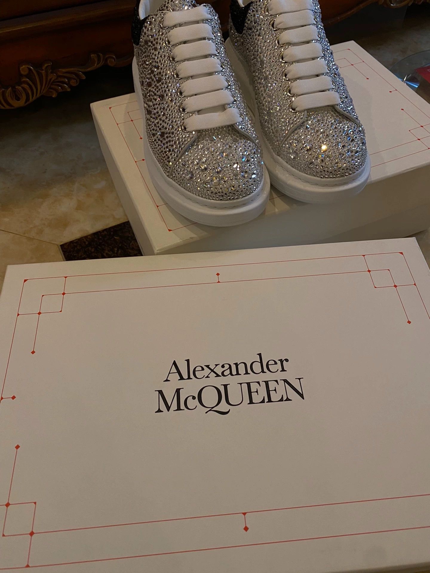 Alexander McQueen Alexander McQueen Crystal Allover Sneaker 41/42 Size US 8 / EU 41 - 9 Thumbnail