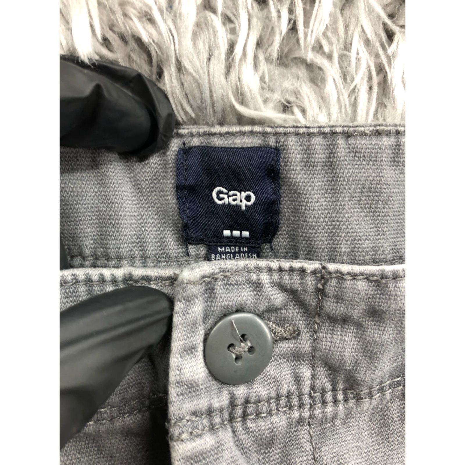 Gap Gap Chino Shorts Mens 36 Mid Rise Medium Wash Gray 5-Pocket Design Regular Inseam 10 in Cotton Blend Logo Belt Loops Flat Front Knit Fabric Vintage No Size US 36 / EU 52 - 6 Thumbnail