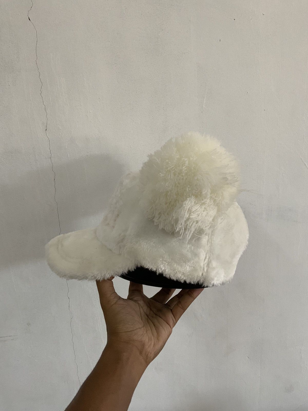 Disney Mickey Mouse Mohair Fur Disney Hat Cap Size ONE SIZE - 3 Thumbnail