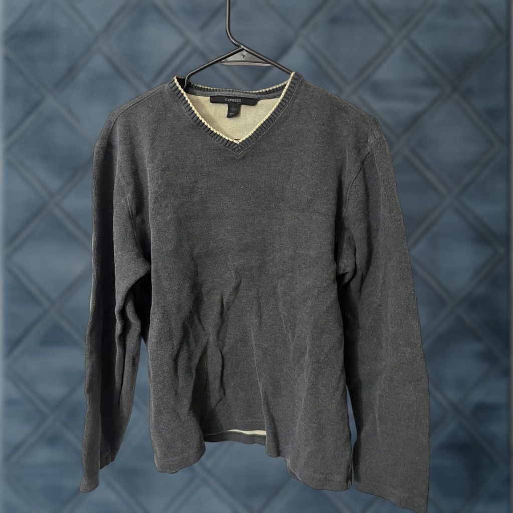 Express VINTAGE Men's Express Casual Pullover V-Neck Sweater L Charcoal Grey Classic Fit Size US L / EU 52-54 / 3 - 1 Thumbnail