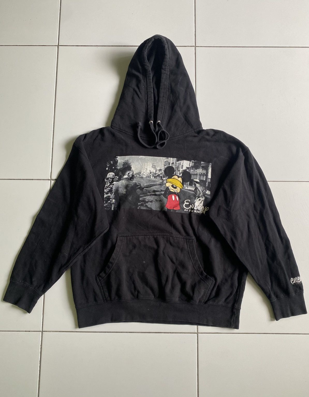 Other Vintage Enemy of the state Mickey Mouse Black Size US XL / EU 56 / 4 - 1 Thumbnail