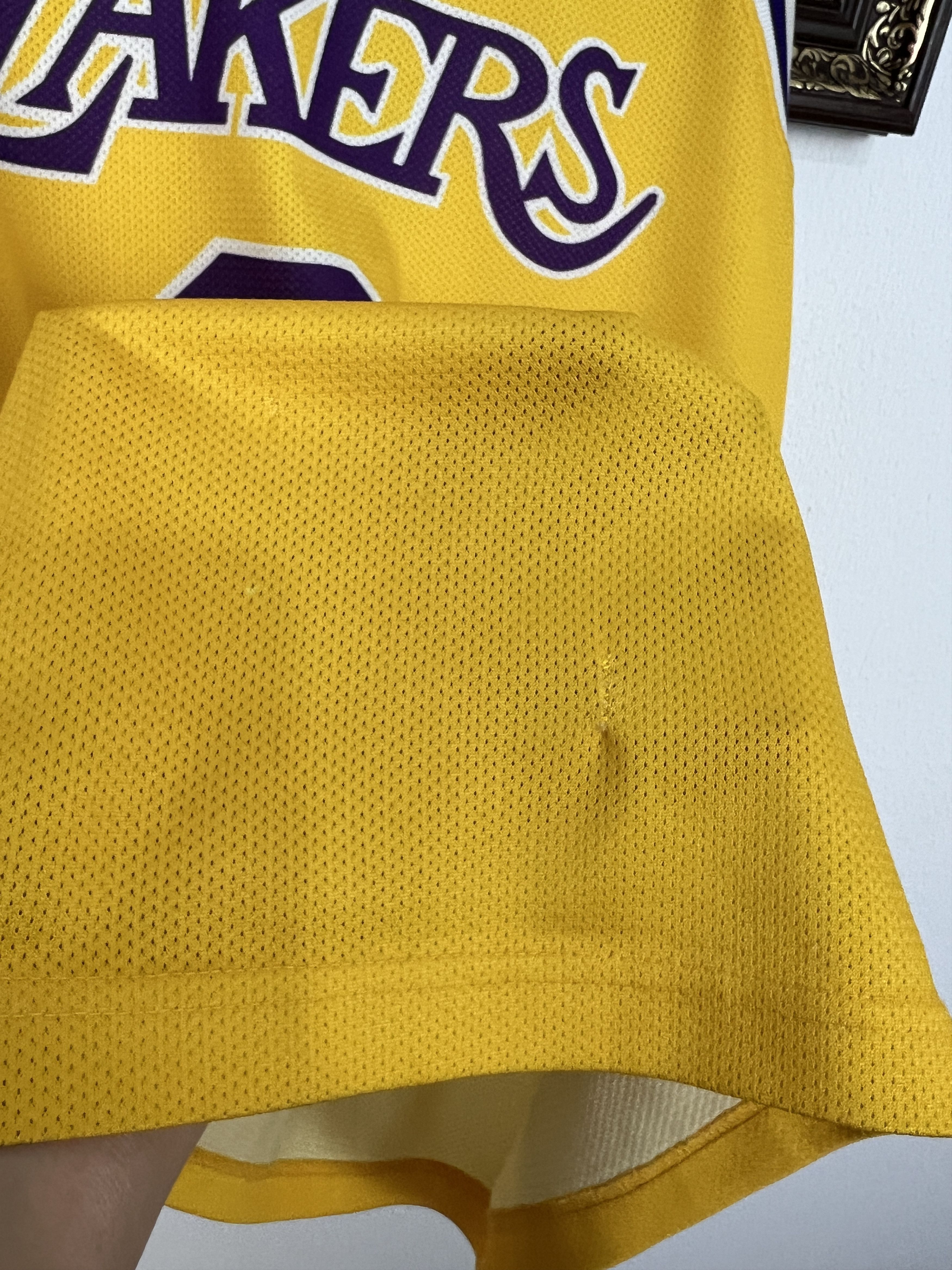 Champion Vintage Los Angeles Lakers NBA #8 Bryant GOAT Jersey Tee Size US M / EU 48-50 / 2 - 6 Thumbnail