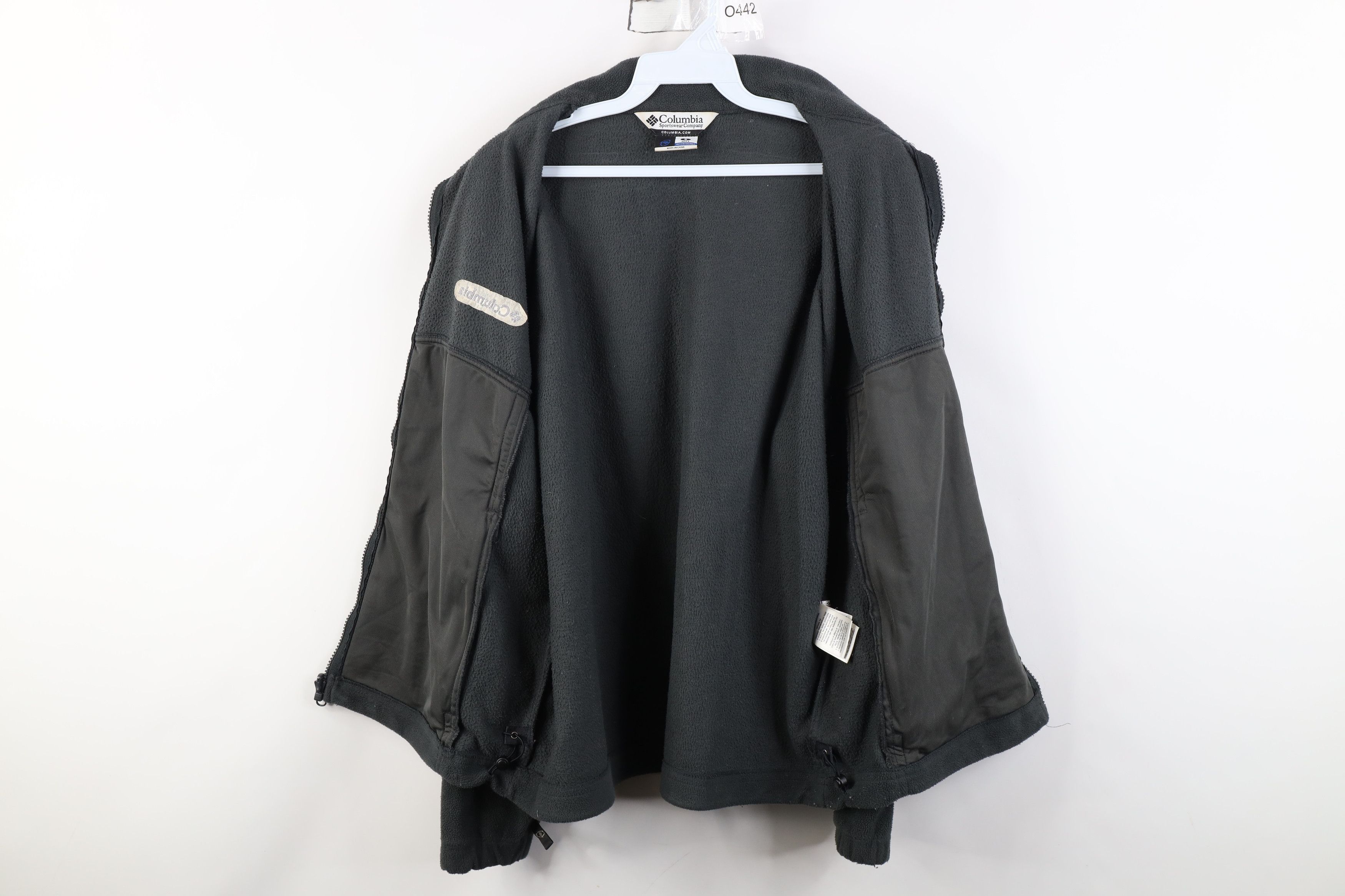 Columbia Vintage Y2K Columbia Spell Out Full Zip Fleece Jacket Gray Size US S / EU 44-46 / 1 - 9 Thumbnail