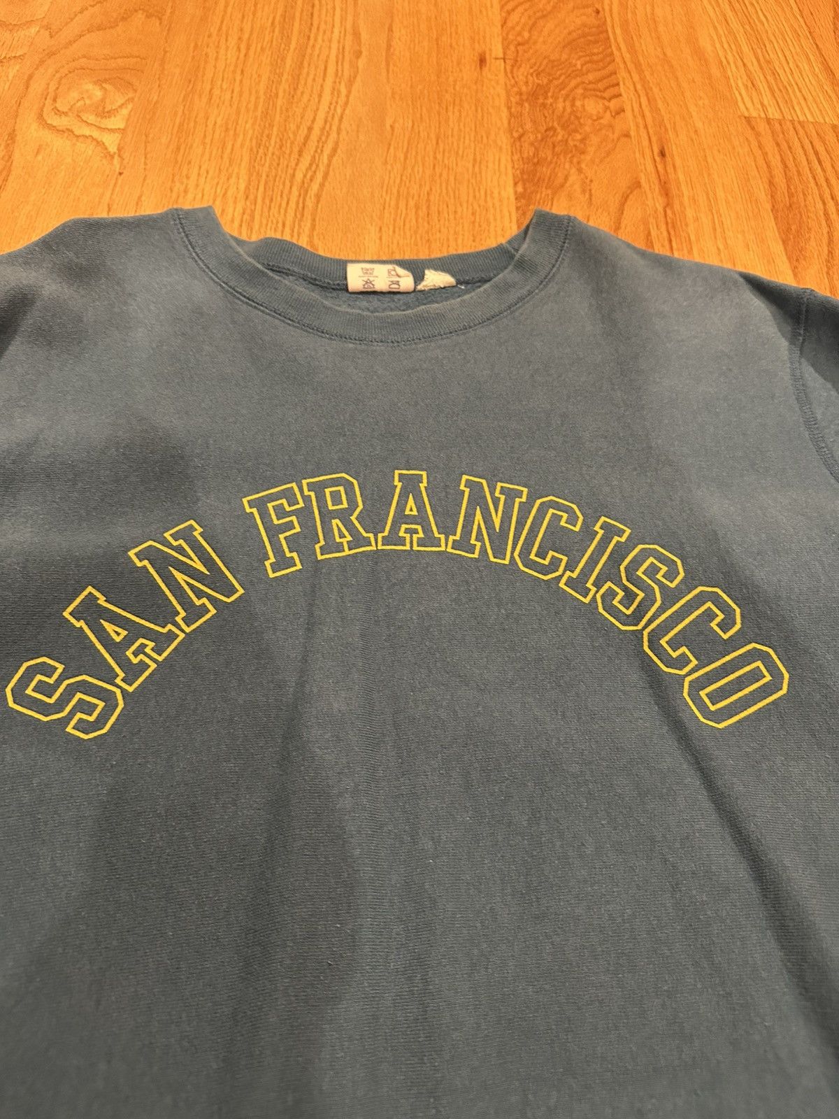 Undefeated Undefeated San Francisco Crew Neck Size US L / EU 52-54 / 3 - 2 Thumbnail