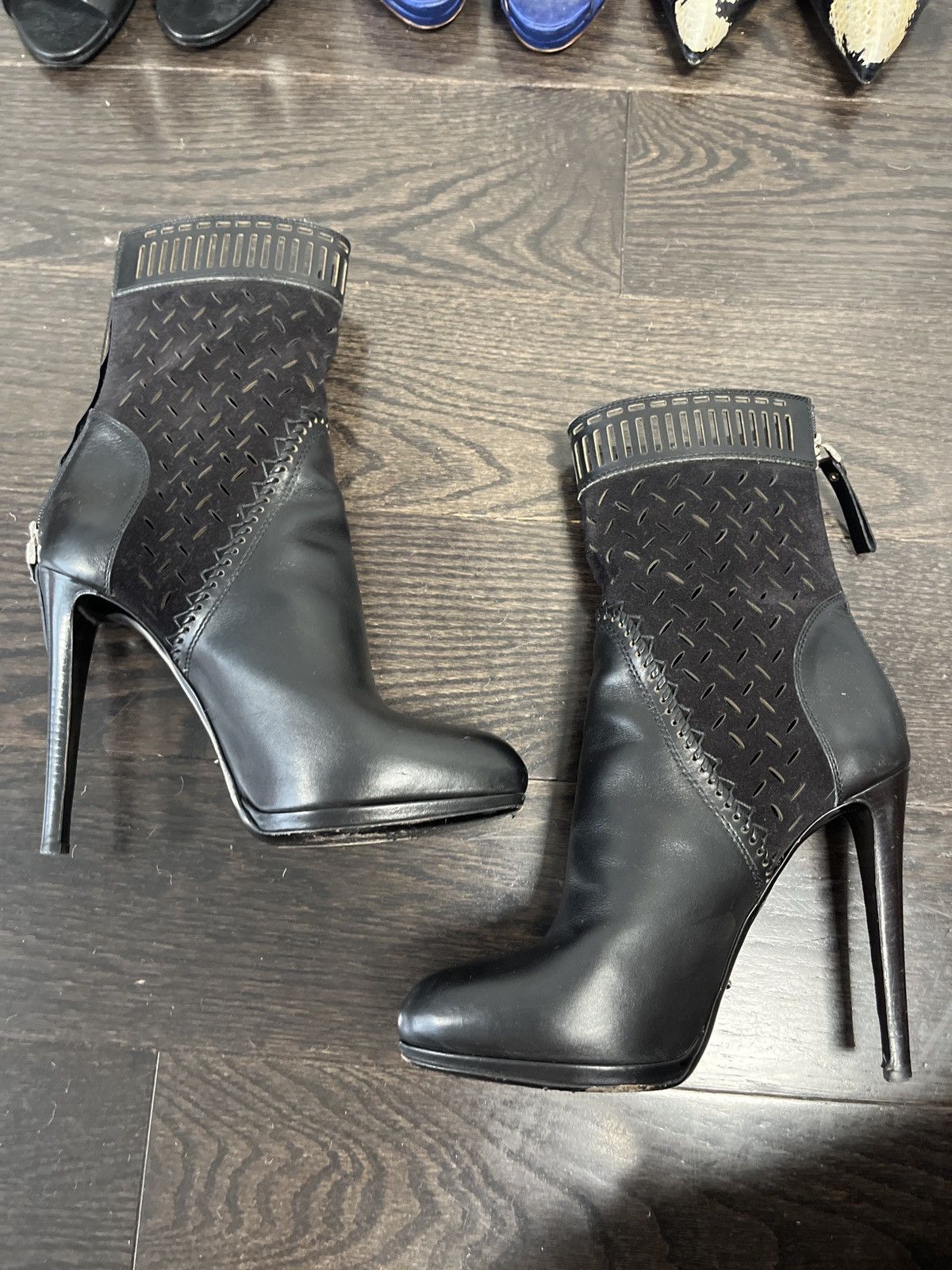 Sergio Rossi Sergio Rossi Boot Heels Size US 9 / IT 39 - 2 Thumbnail