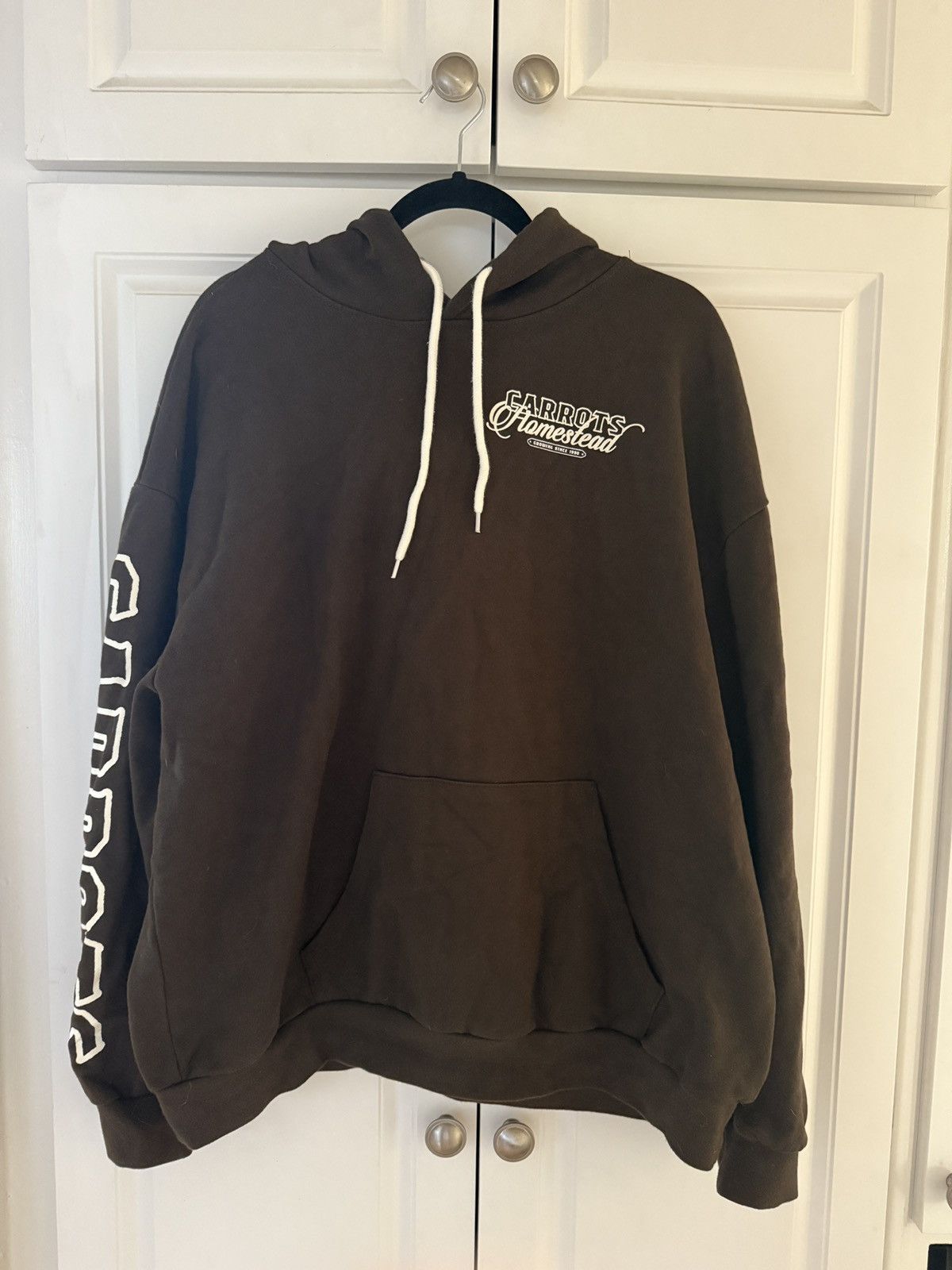 Carrots by Anwar Carrots × Walmart Anwar carrots walmart homestead hoodie sz xl Size US XL / EU 56 / 4 - 2 Thumbnail