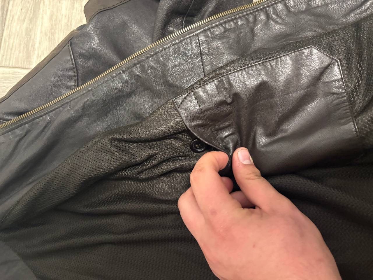 Armani Vintage Armani Jeans Leather Jacket for 30 years Armani Y2k Size US XL / EU 56 / 4 - 12 Thumbnail