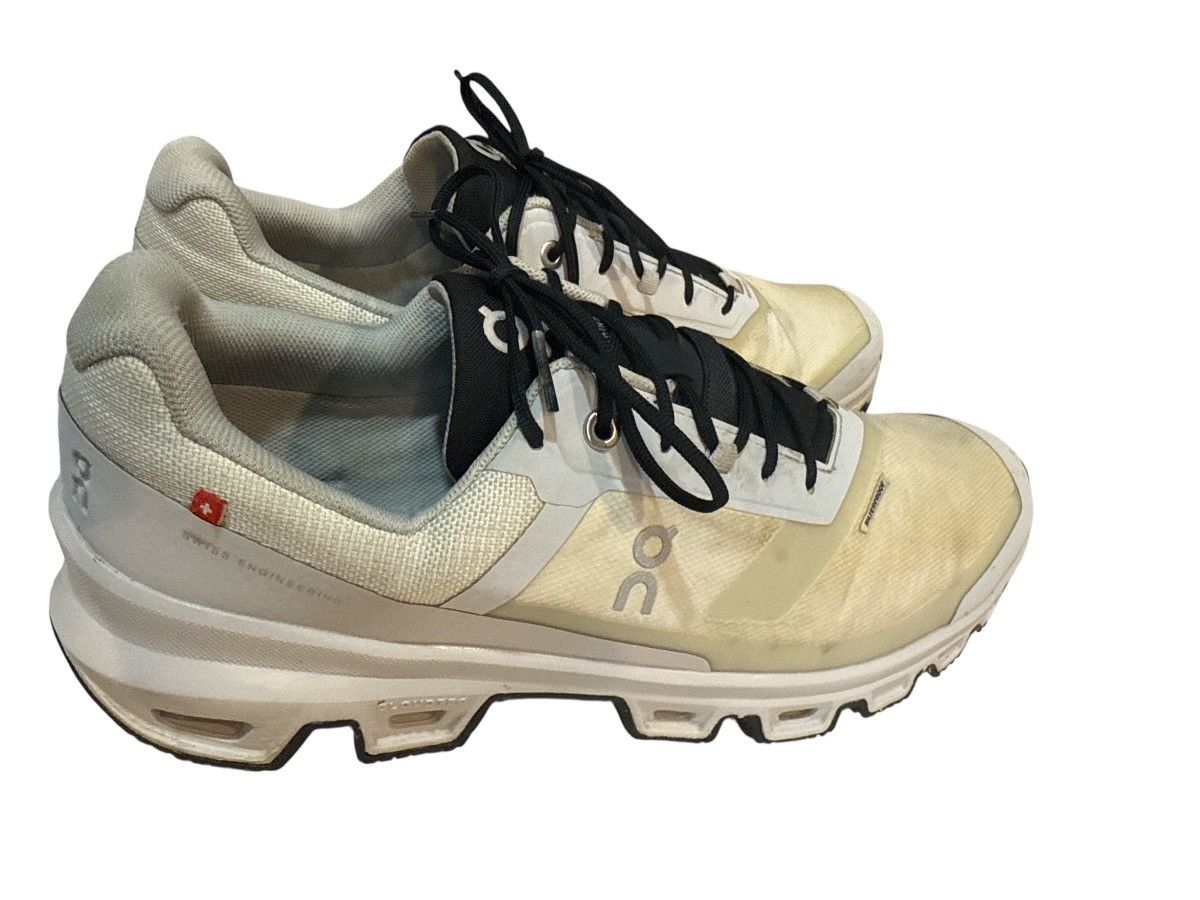 Other On and cloudTech Swiss Eng EMen’s 10M White Running Trail Size US 10 / EU 43 - 2 Thumbnail
