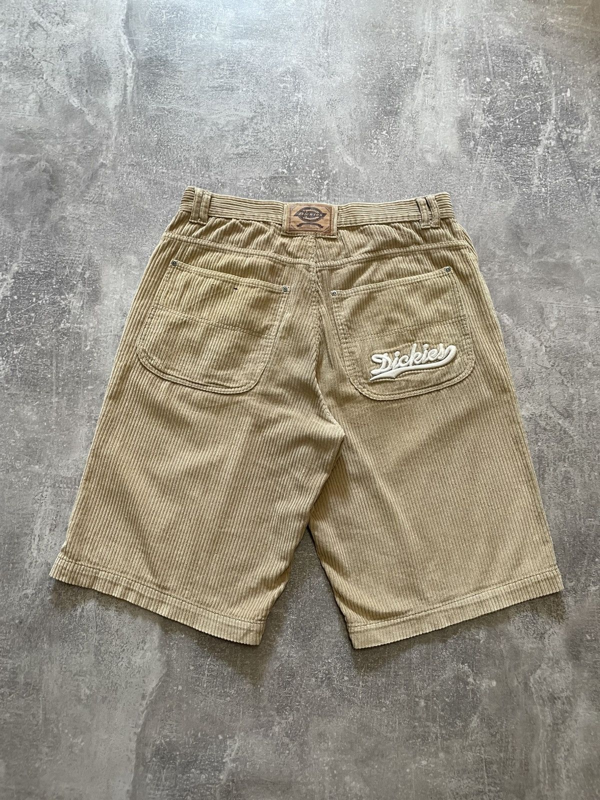 Dickies × Vintage Vintage Dickies Baige Velvet Big Daddy Buggy Shorts 34 Size US 34 / EU 50 - 1 Thumbnail